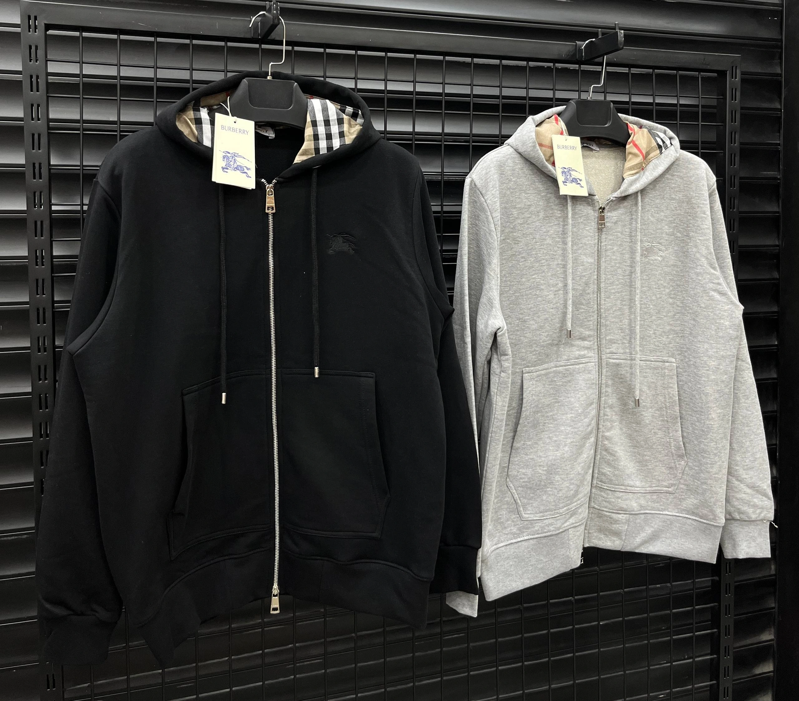 BURBRY Classic Fermuarlı Hoodie – Siyah
