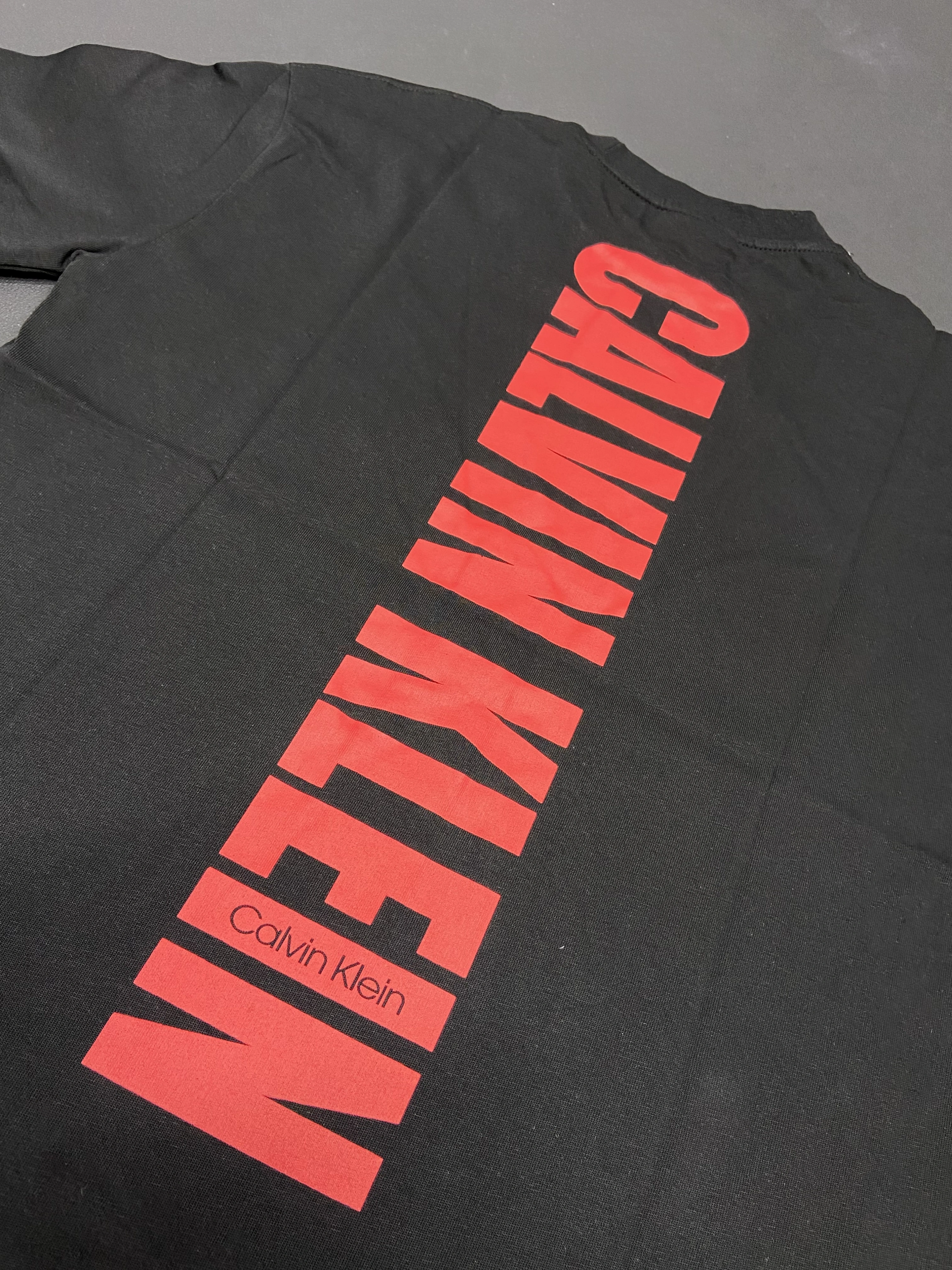 CK Red Logo T-shirt - Siyah