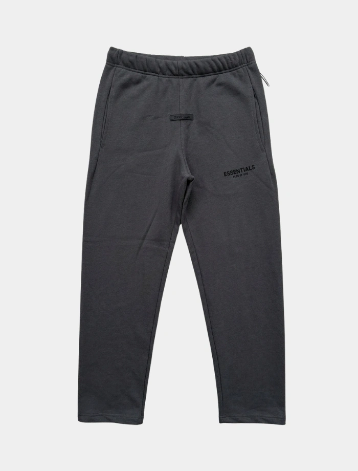 ESSENTIALS Basic Baggy Jogger – Füme