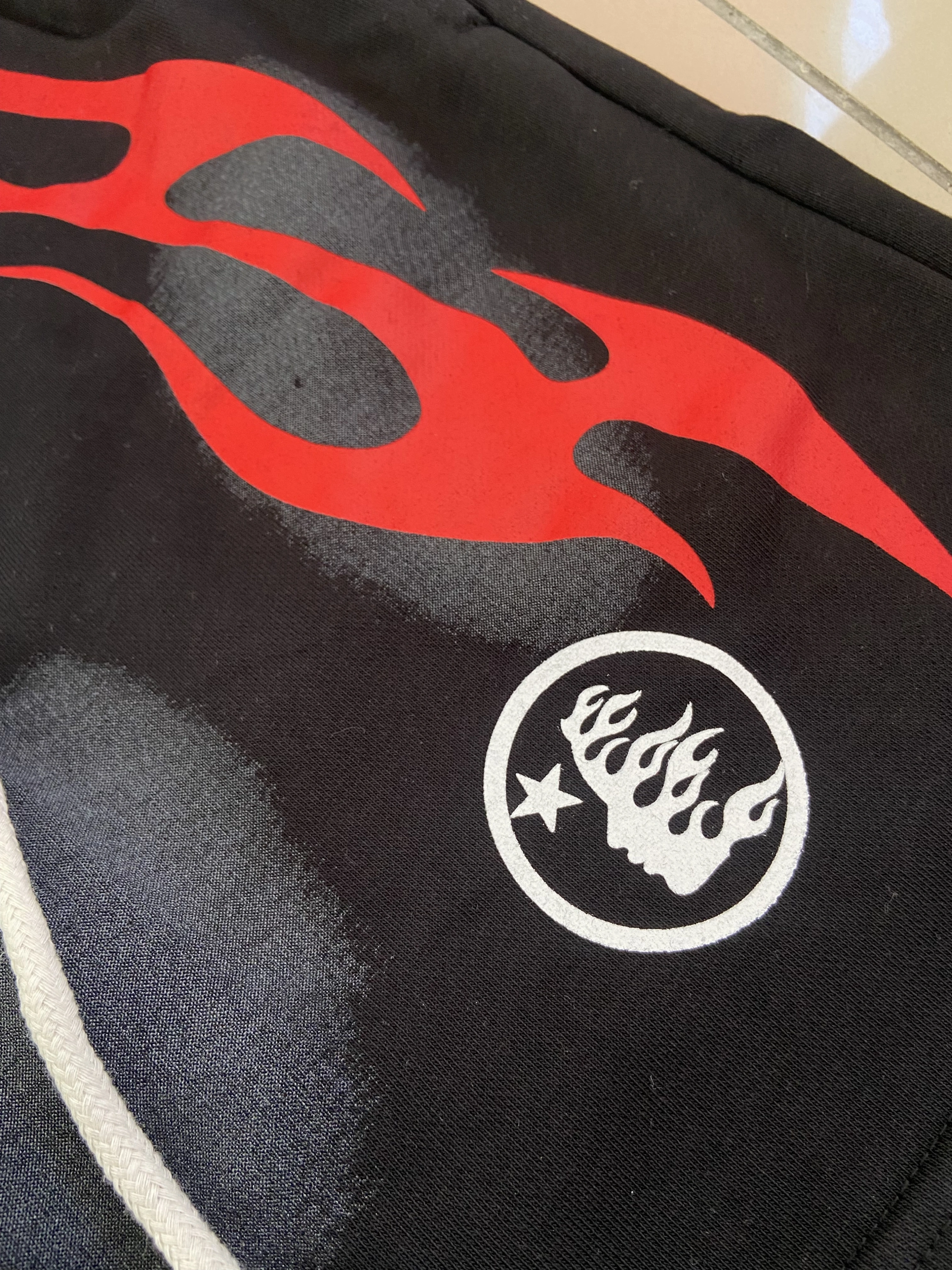 Hellstar Flame Şort - Siyah