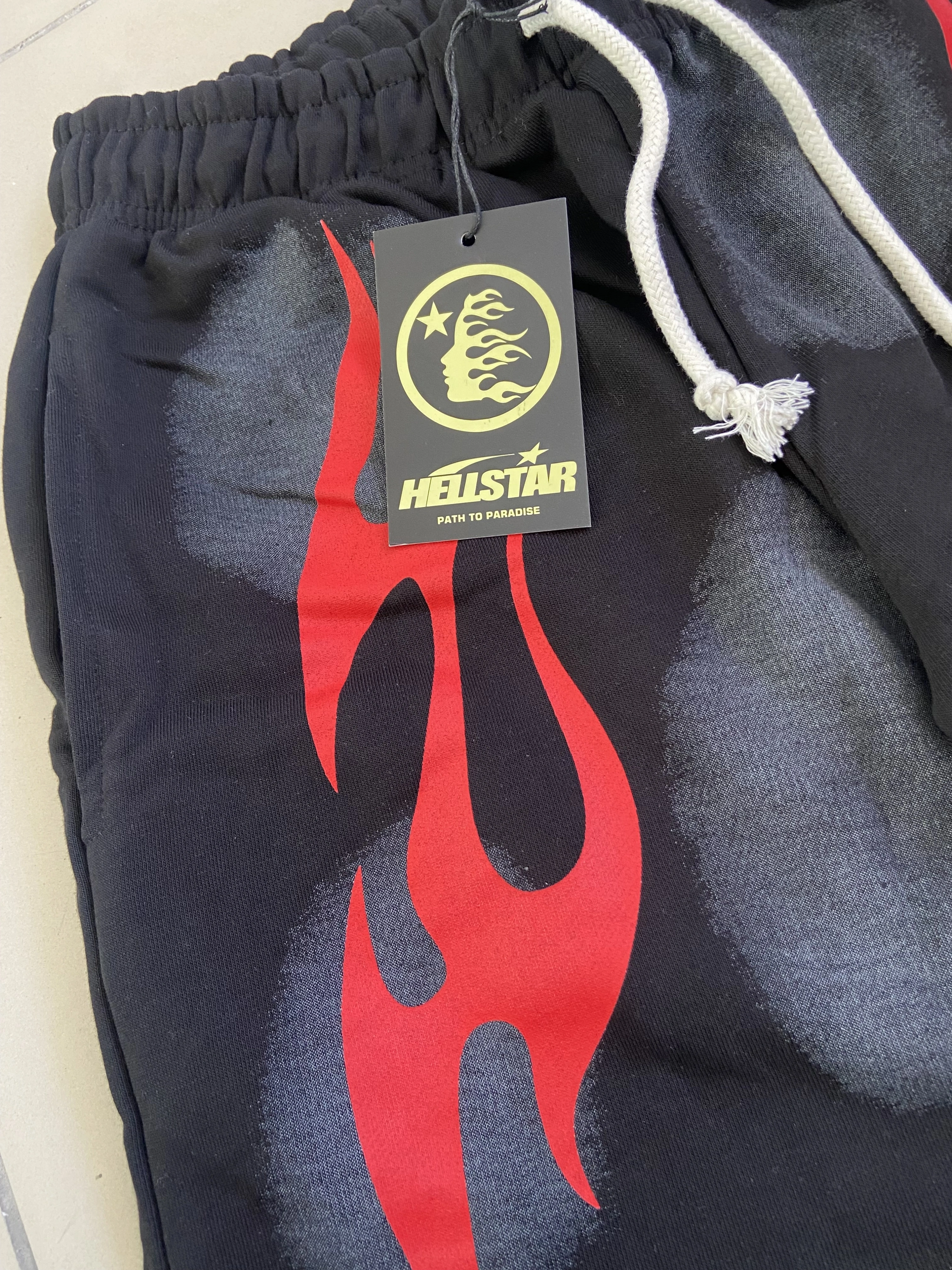 Hellstar Flame Şort - Siyah