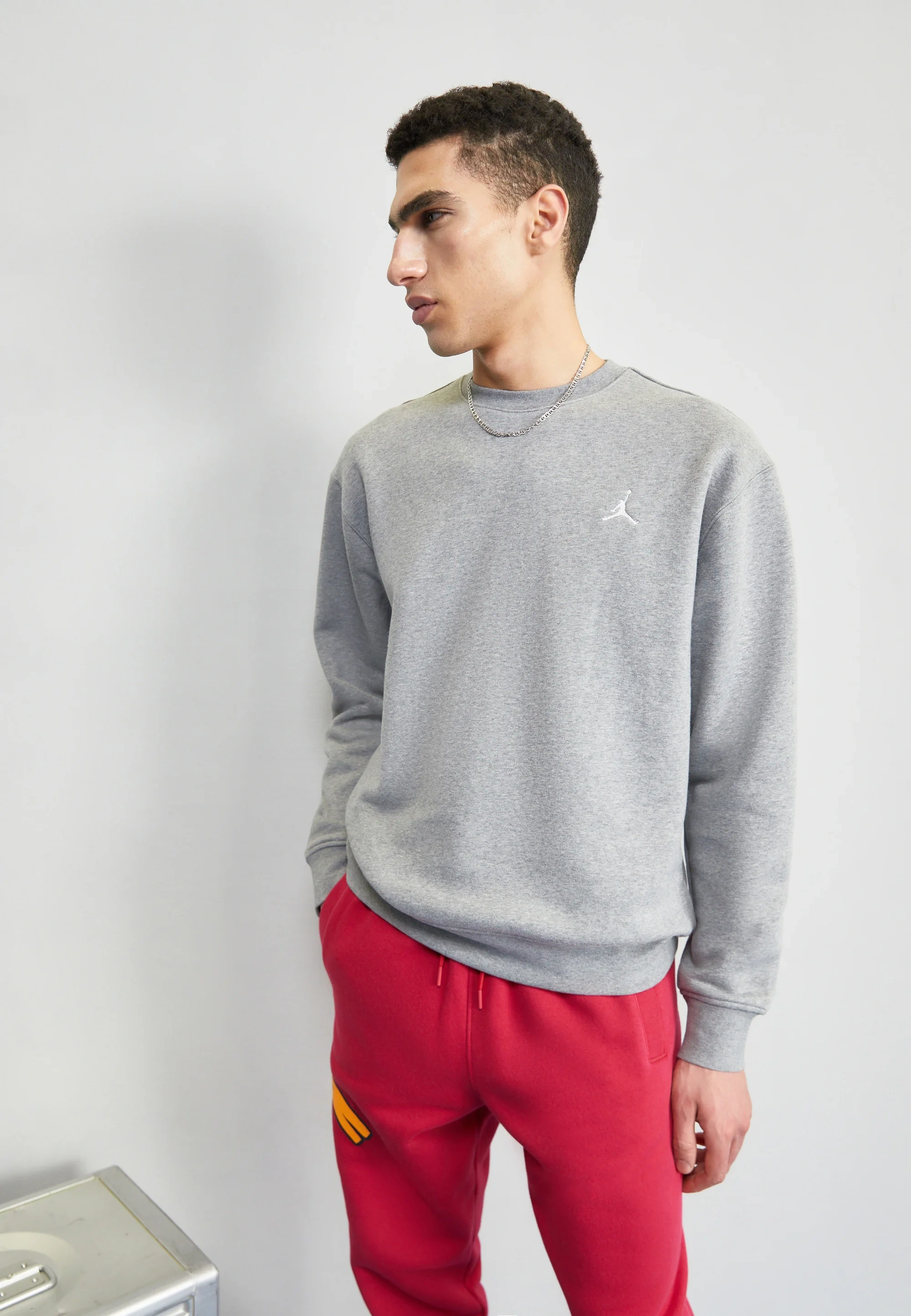 JRDN Basic Essentials Sweatshirt - Gri