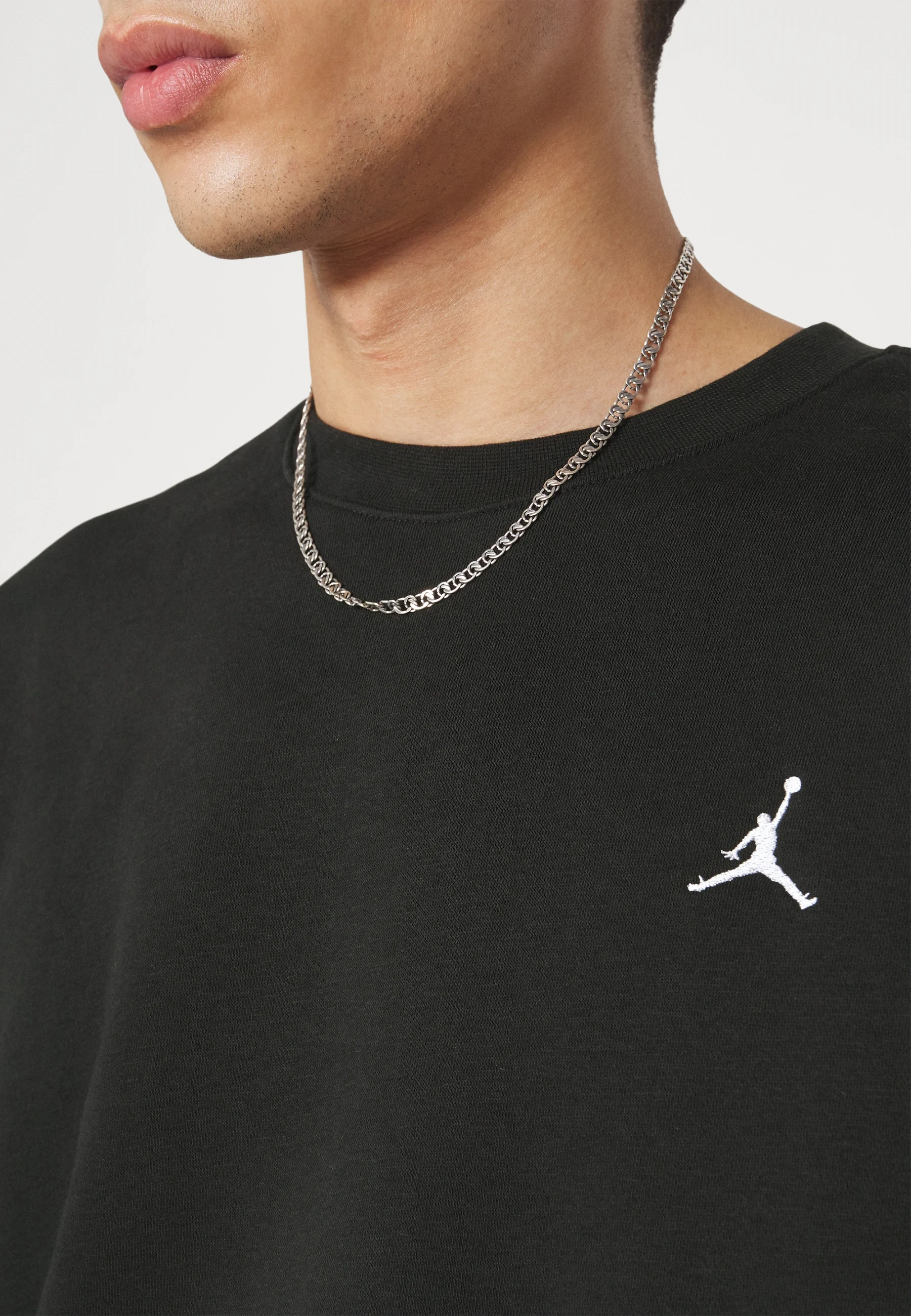 JRDN Basic Essentials Sweatshirt - Siyah