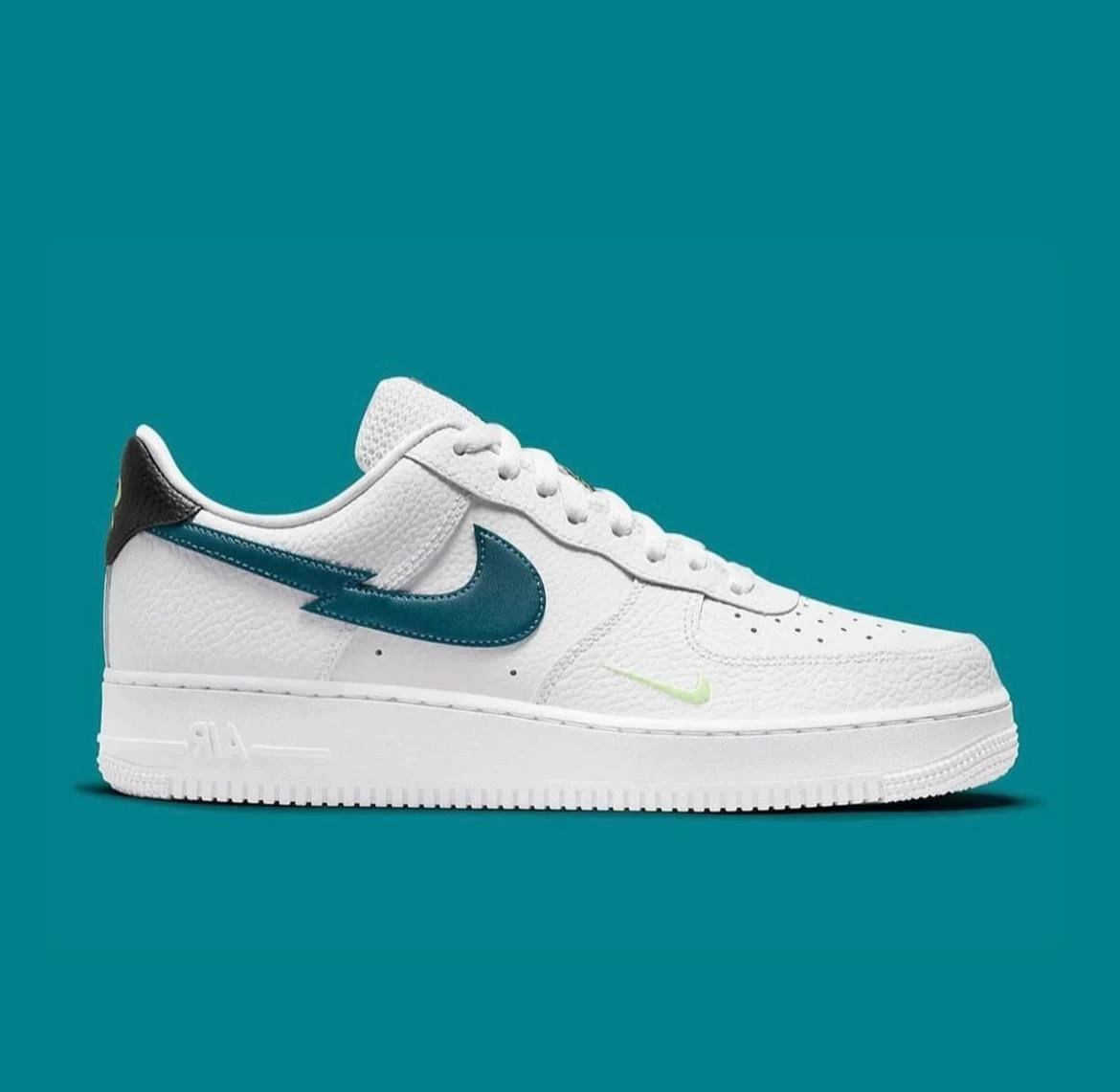 N Air Force 1 ’07 Aquamarine