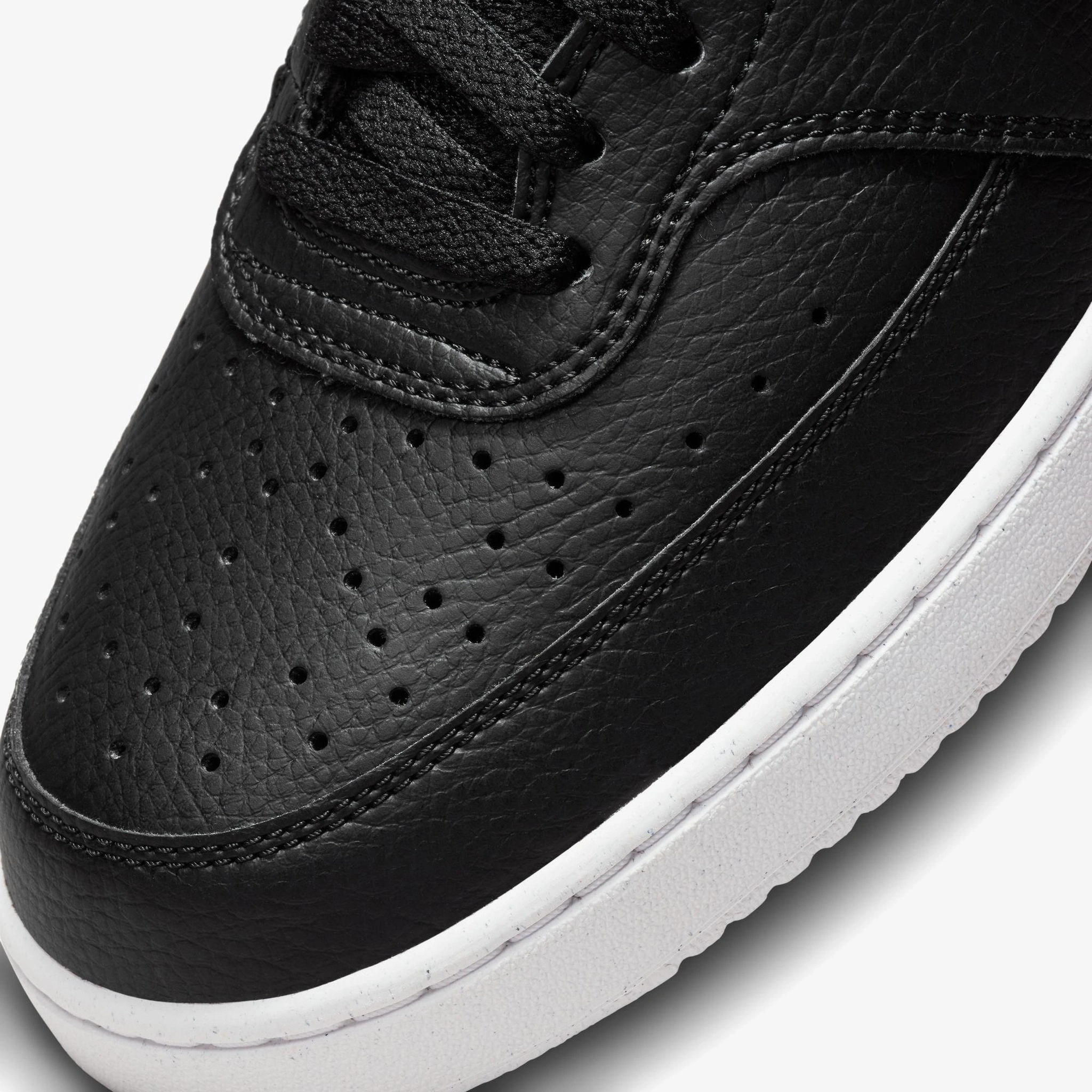 N Court Vision Low CO – Black/White