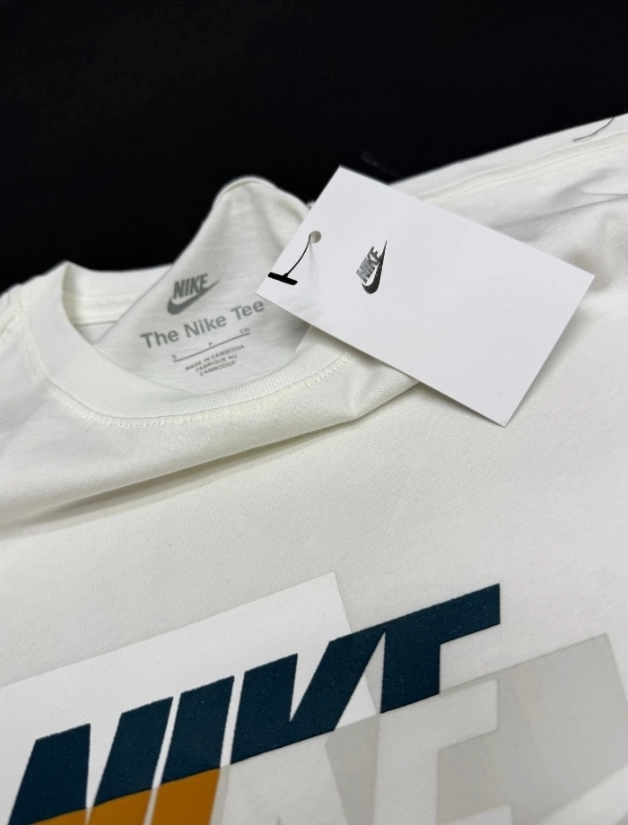 NSW Blocked Logo T-shirt – Beyaz