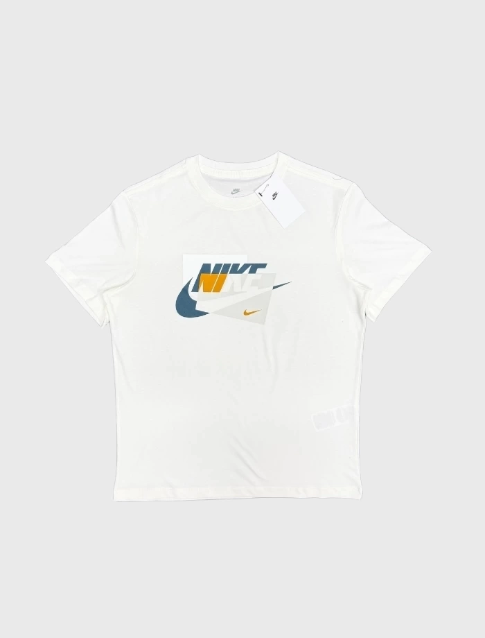 NSW Blocked Logo T-shirt – Beyaz