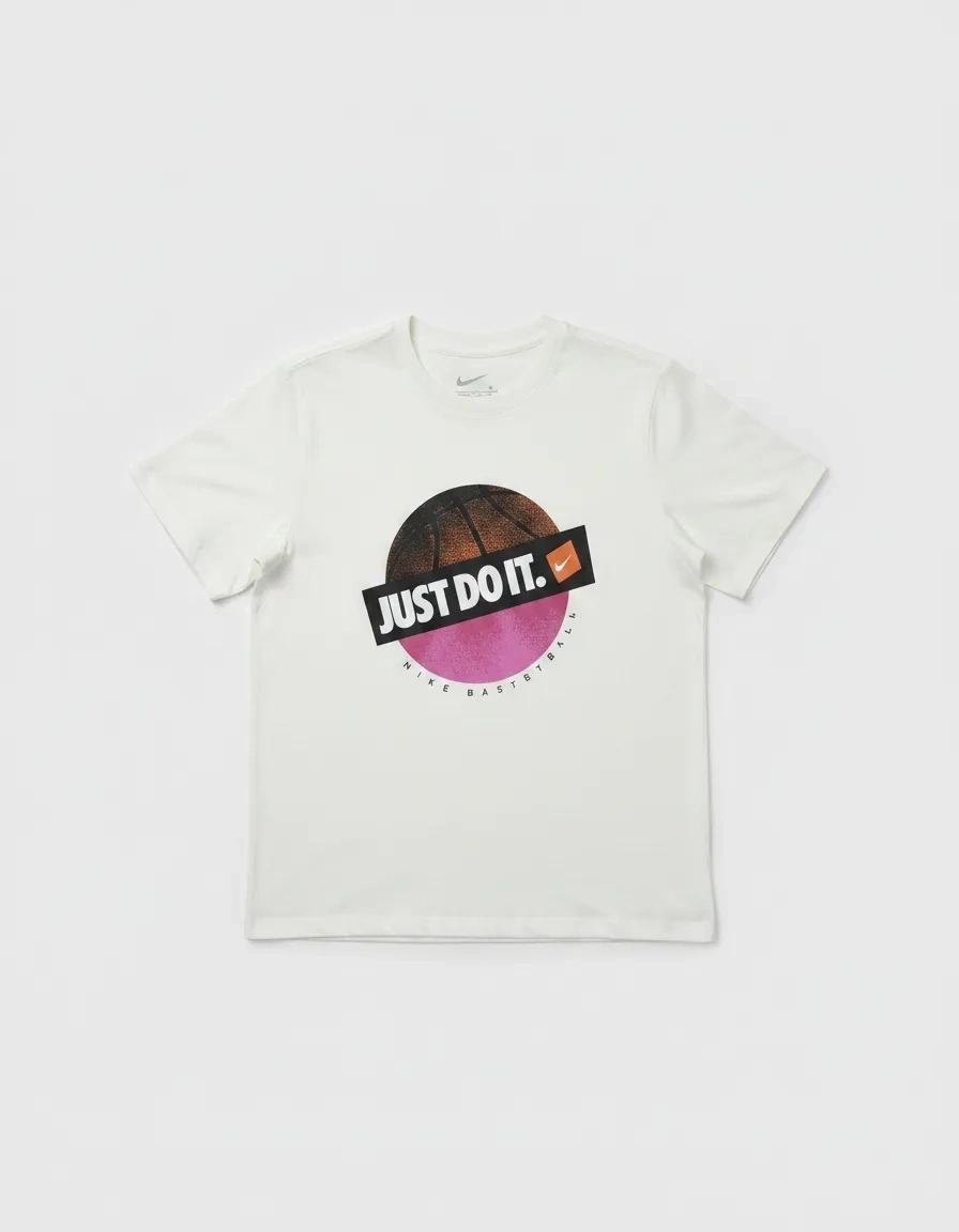 NSW Just Do It Ball T-shirt - Beyaz