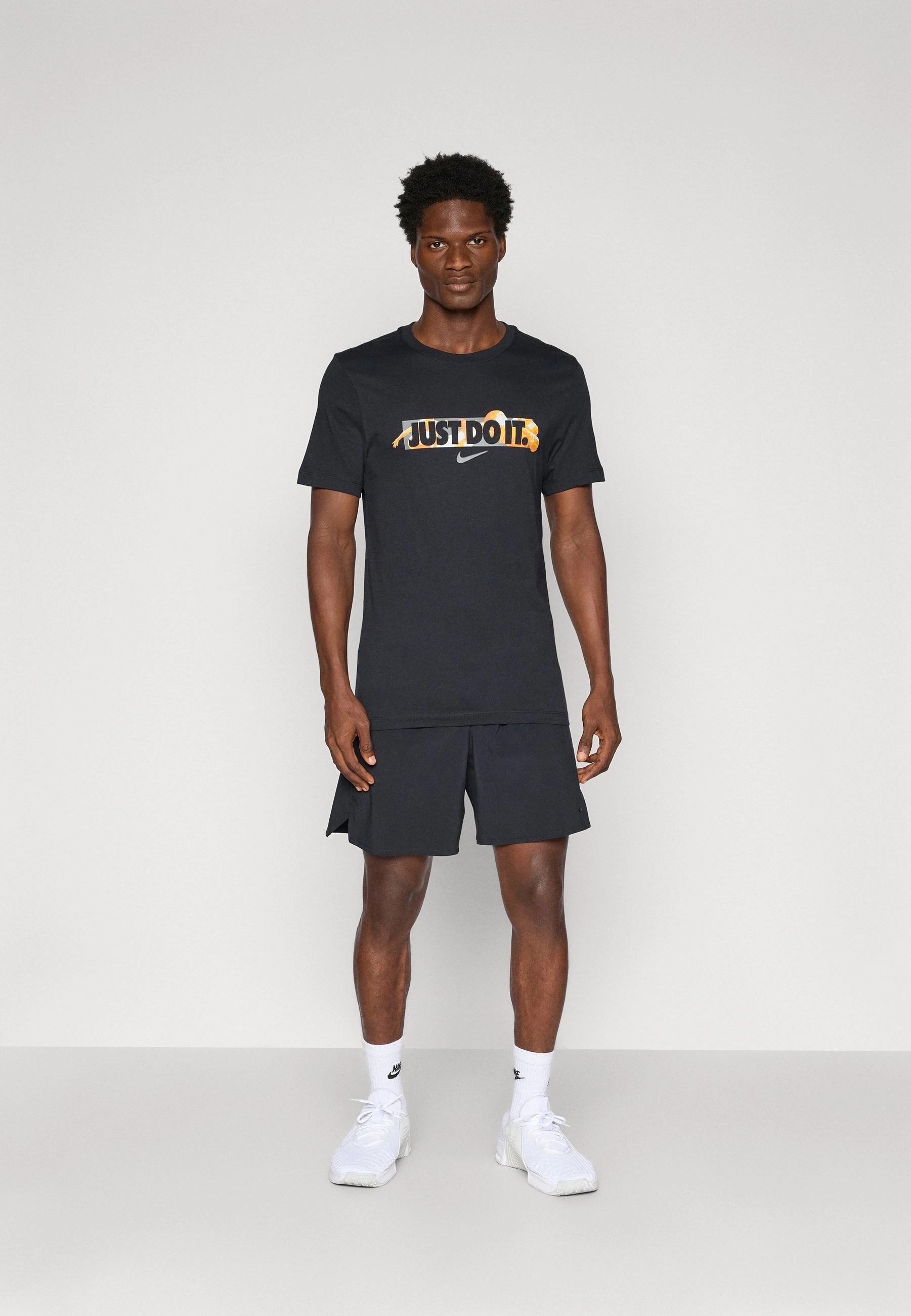 NSW Just Do It Block T-shirt - Siyah