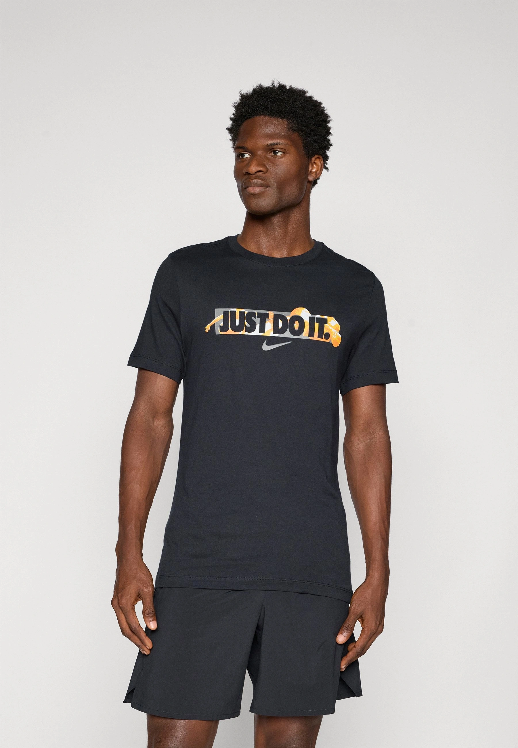 NSW Just Do It Block T-shirt - Siyah