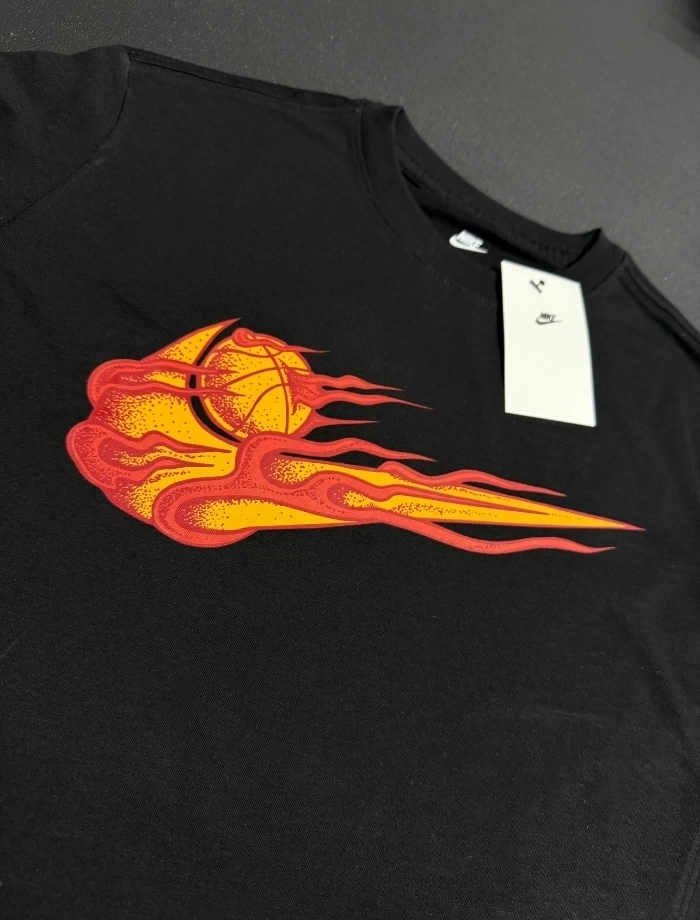 NSW Swoosh Ball T-shirt - Siyah