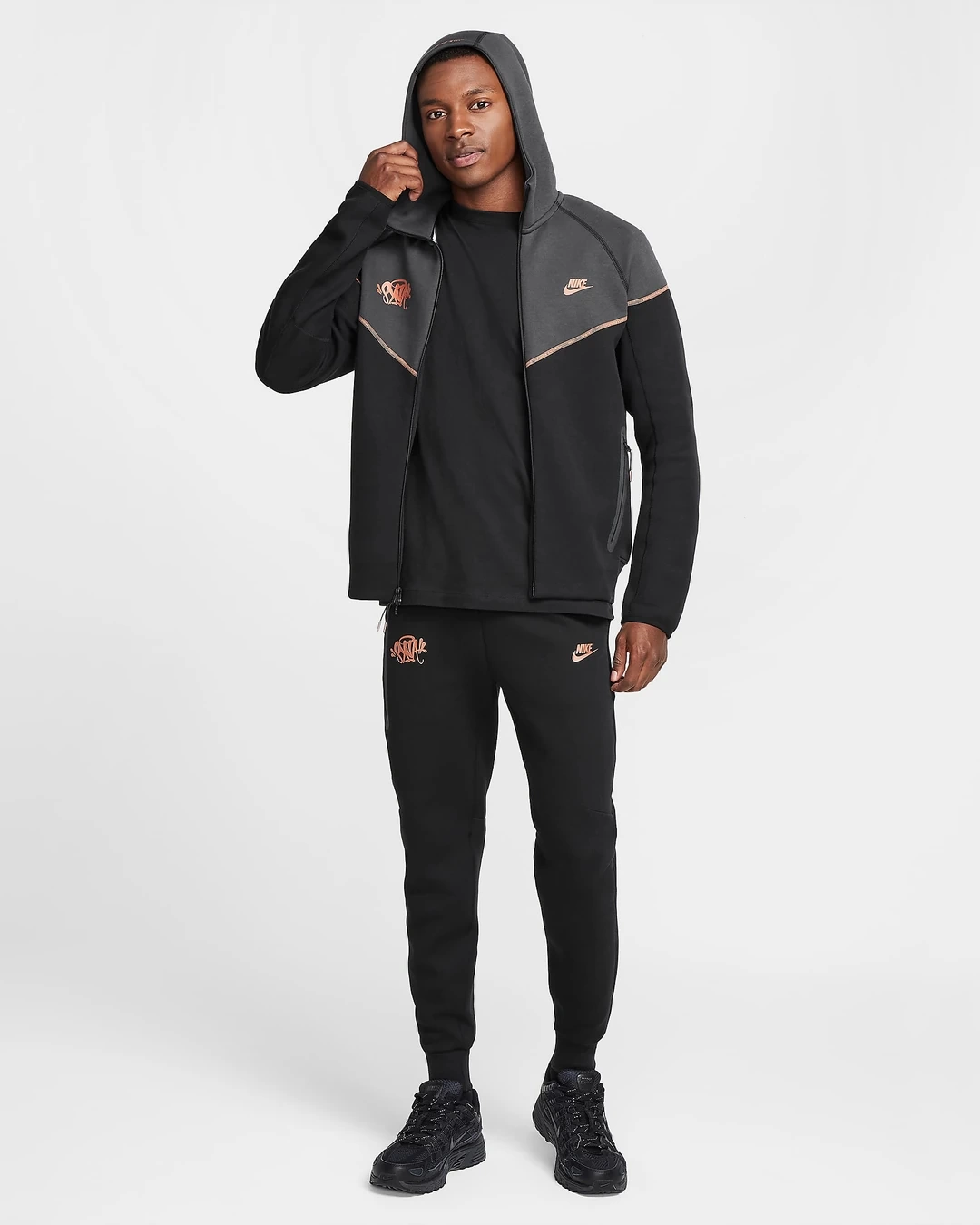 SYNA x Tech Fleece Full-Zip Hoodie – Siyah