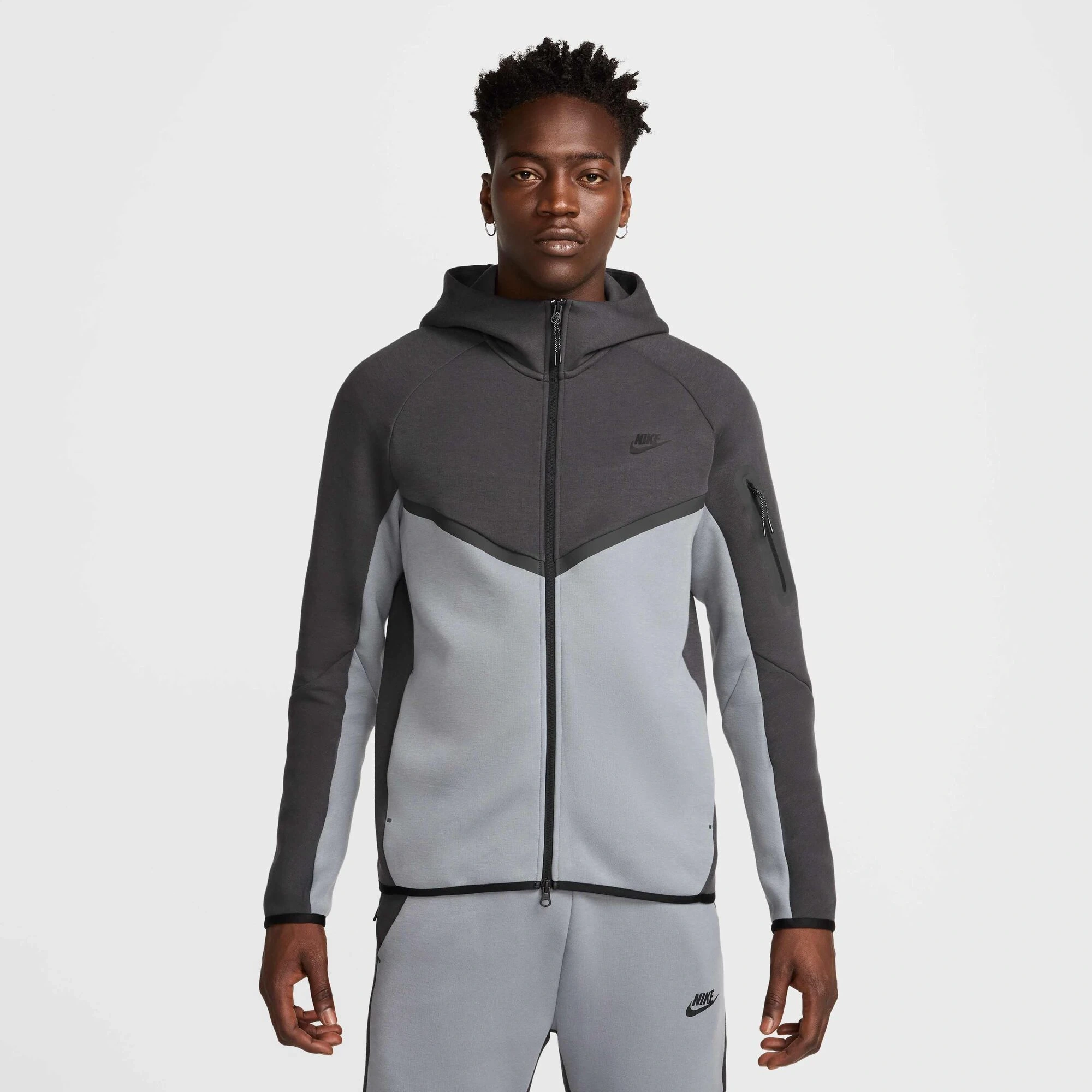 Tech Fleece 5th GEN Full-Zip Hoodie – Cool Grey