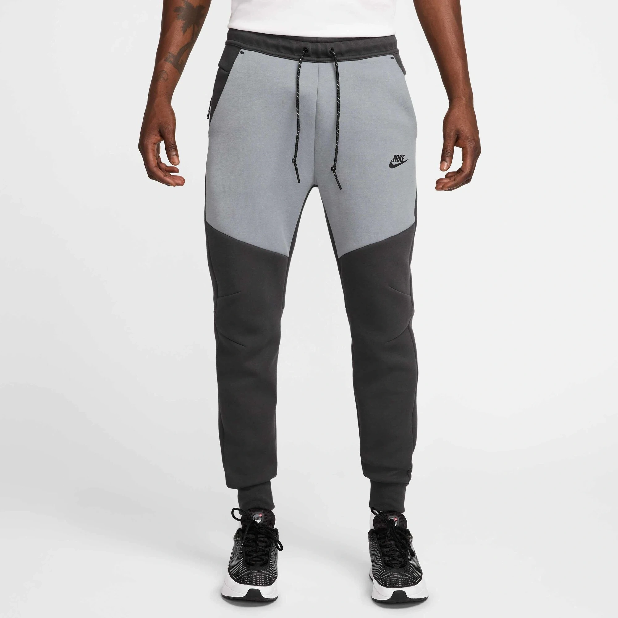 Tech Fleece 5th GEN Jogger – Cool Grey