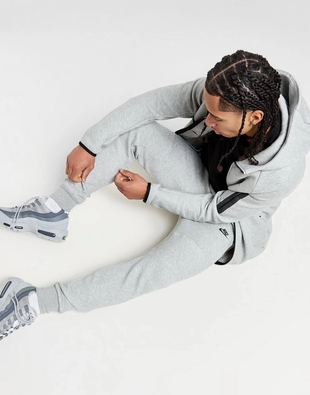 Tech Fleece 5th GEN Jogger – Gri