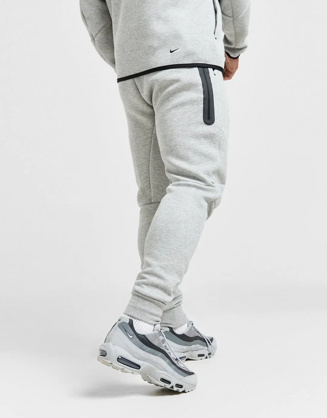 Tech Fleece 5th GEN Jogger – Gri