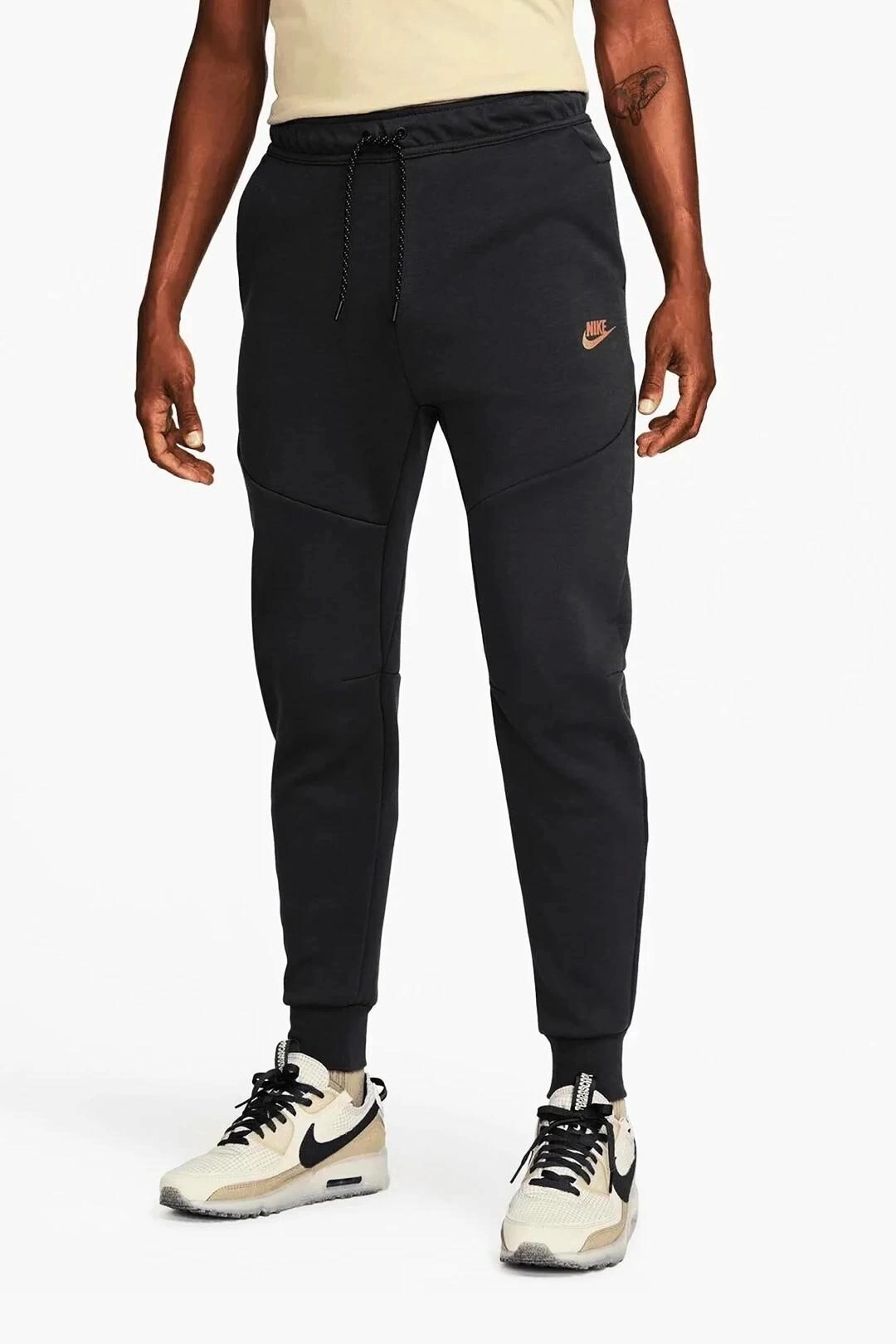 Tech Fleece Jogger – Siyah/Turuncu