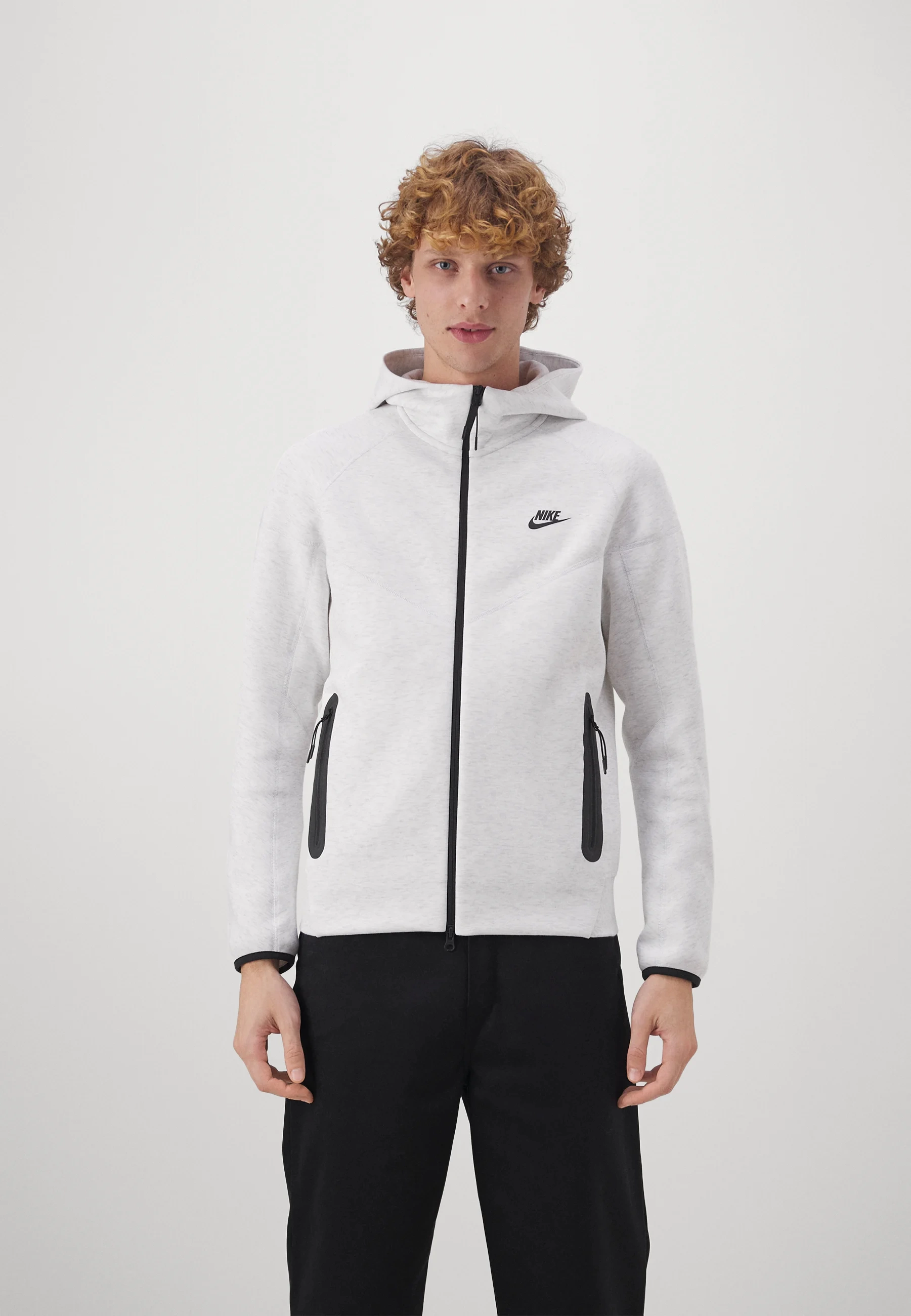 Tech Fleece Windrunner (Yeni) Full-Zip Hoodie – Açık Gri
