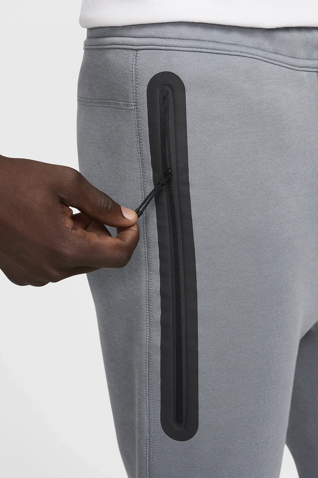 Tech Fleece Windrunner (Yeni) Jogger - Grey / Gold