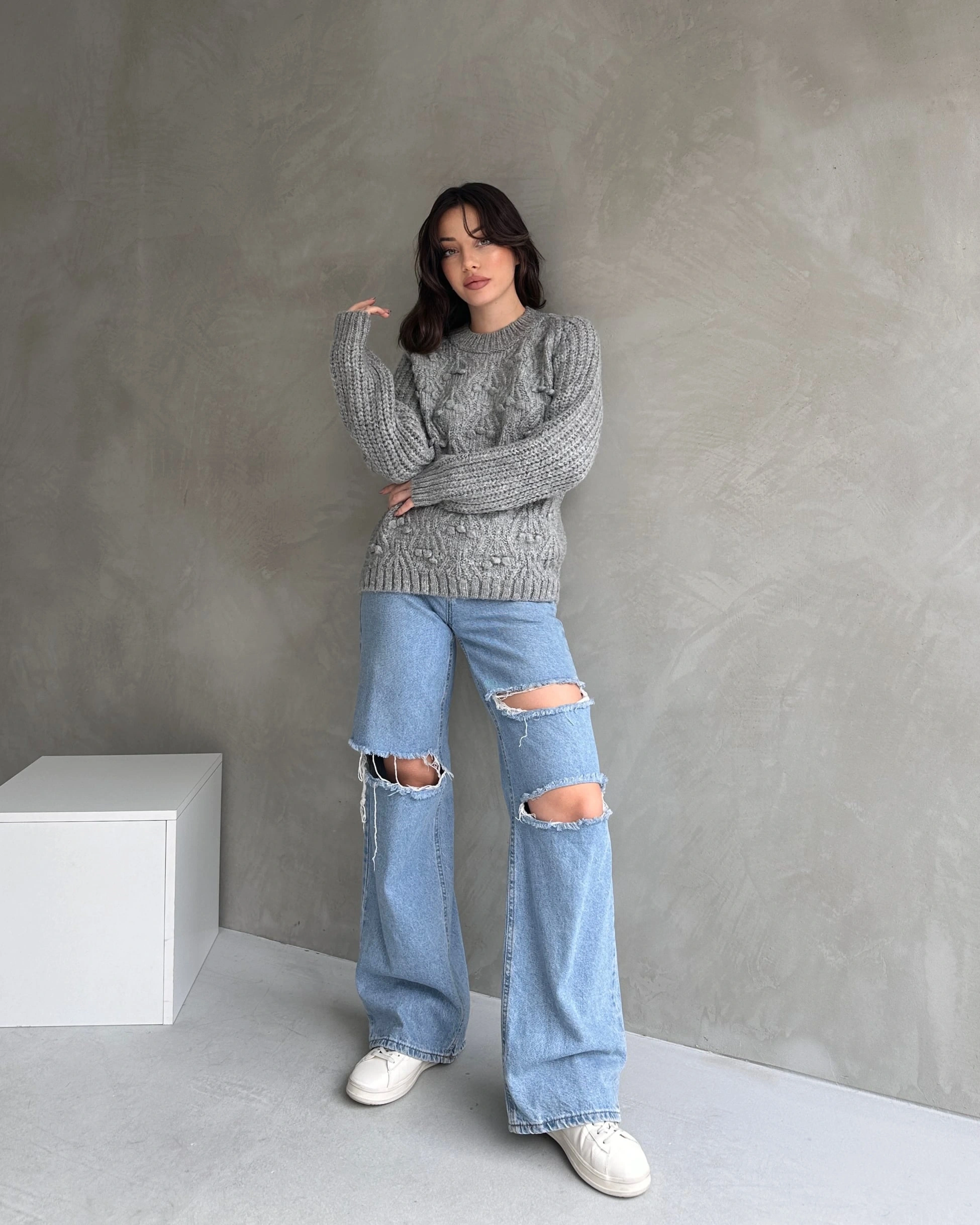 Bisiklet Yaka Bürümcük Detaylı Triko Kazak