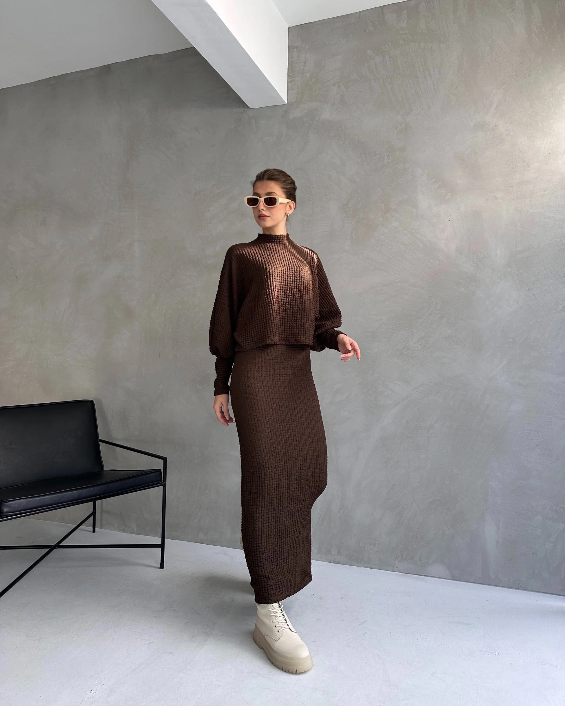 Pullaps Dokulu Yırtmaç Detaylı Etek Ve Bluz 2Lİ Takım Kahve