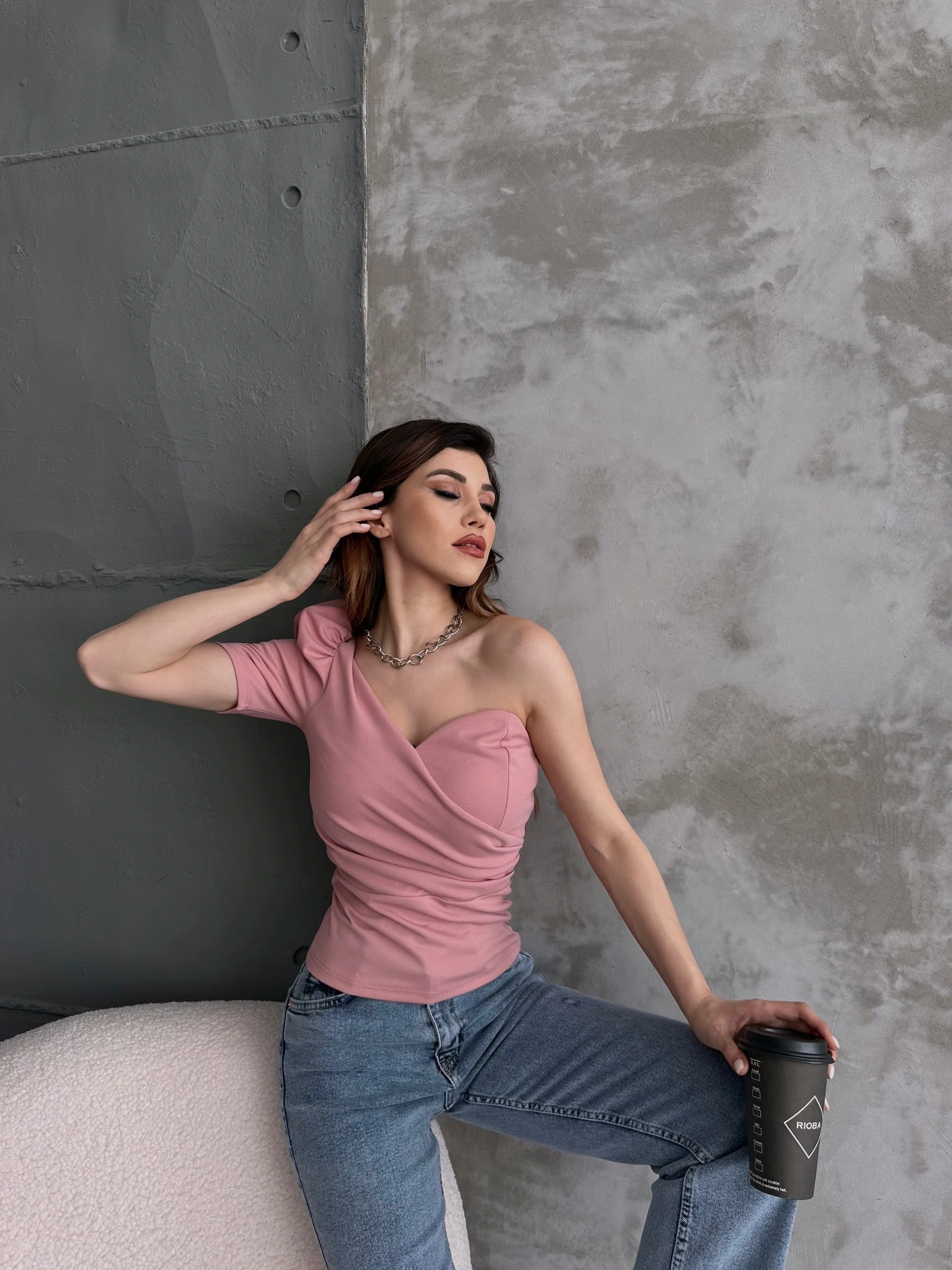 Prenses Kol Tek Omuz Crep Bluz