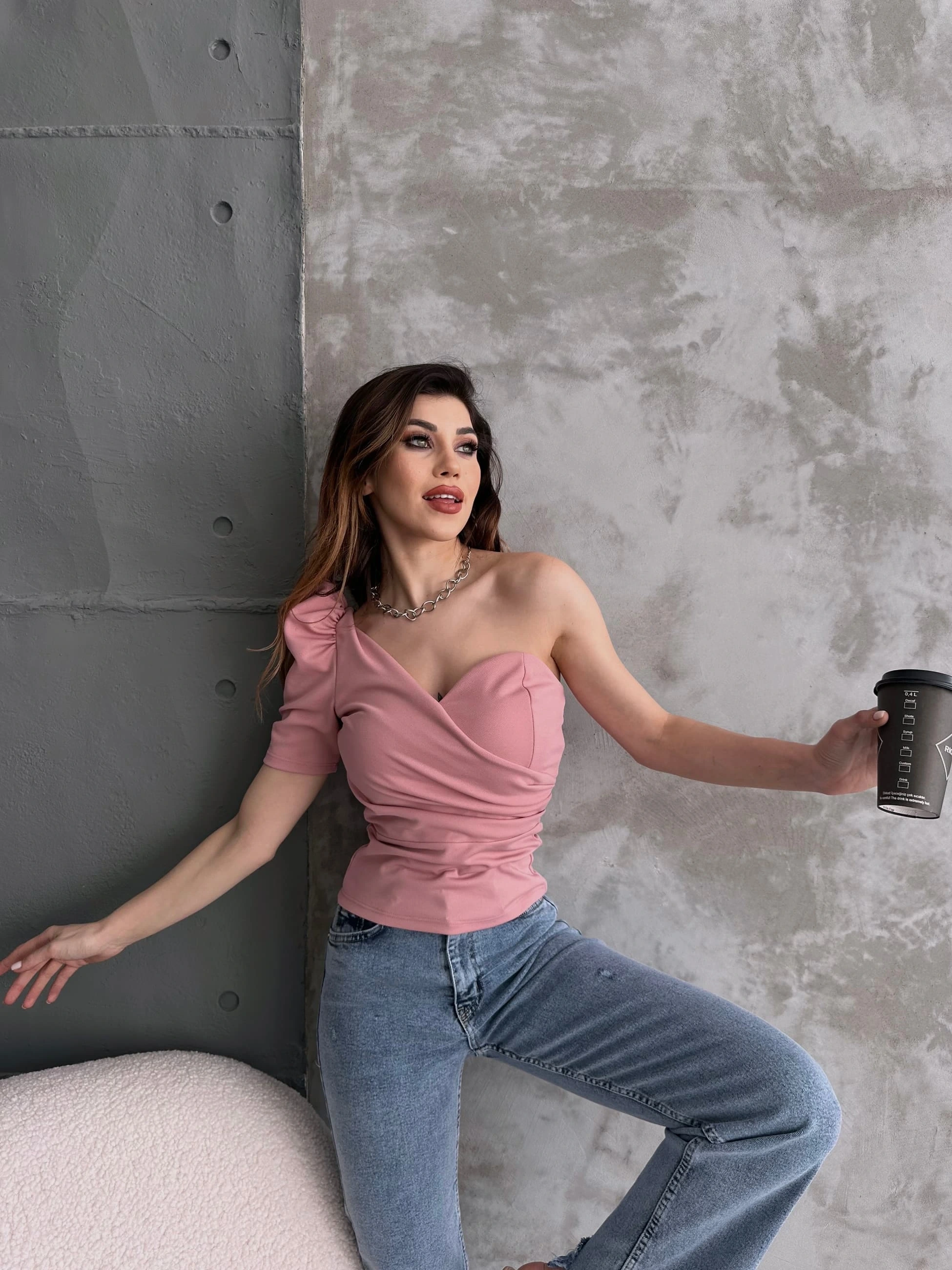 Prenses Kol Tek Omuz Crep Bluz