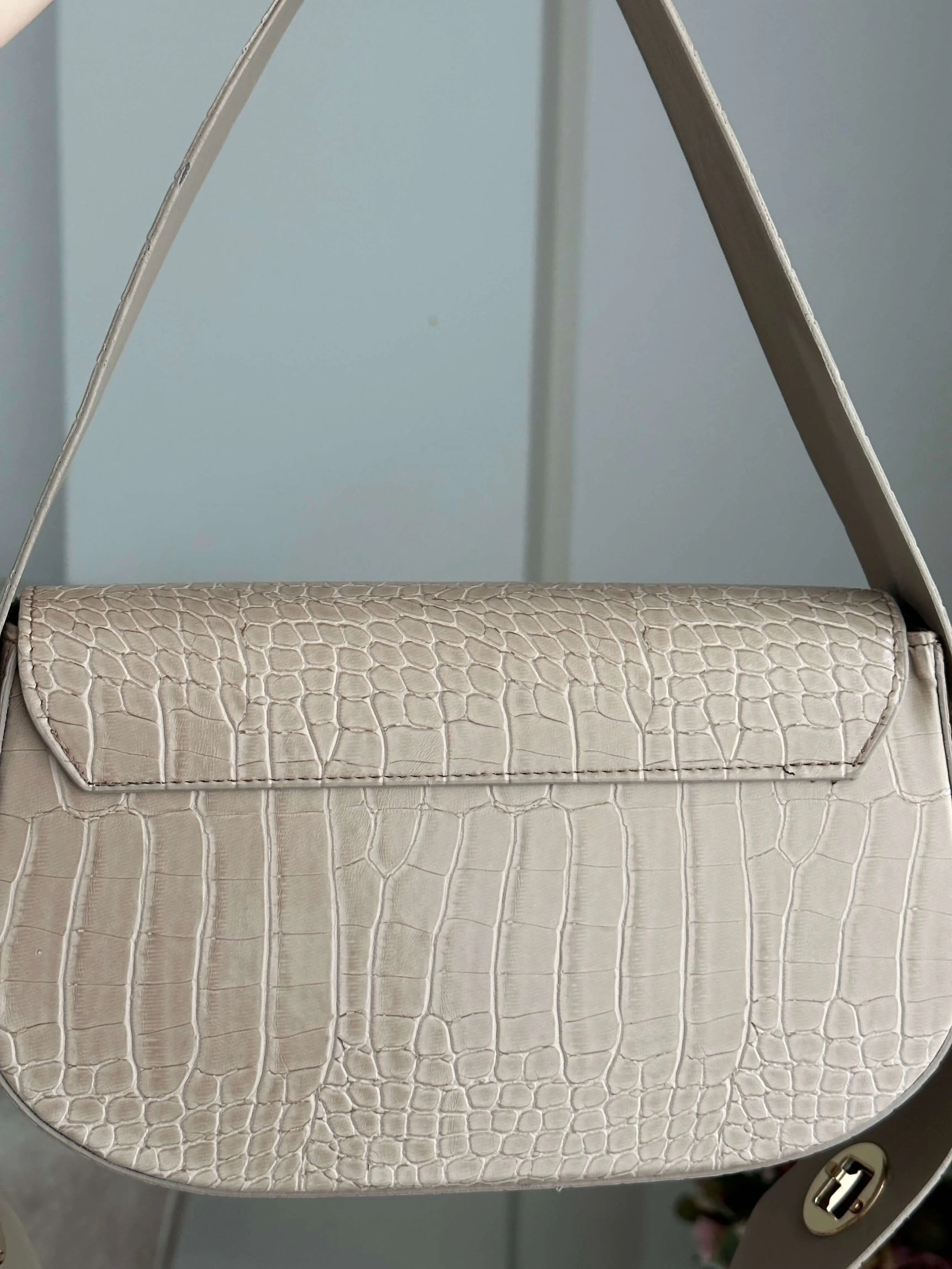 Pullaps Alice Bej Deri Çanta