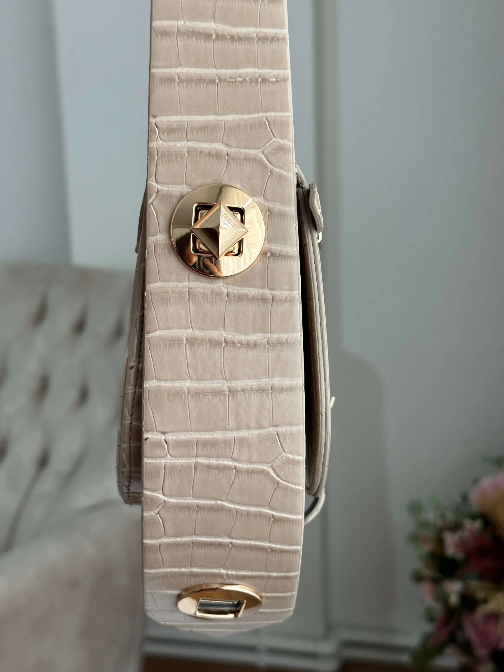 Pullaps Alice Bej Deri Çanta