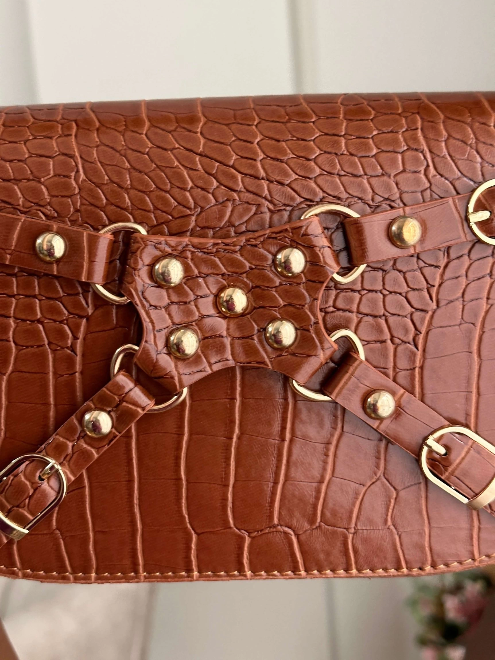 Pullaps Alice Model Deri Taba Çanta