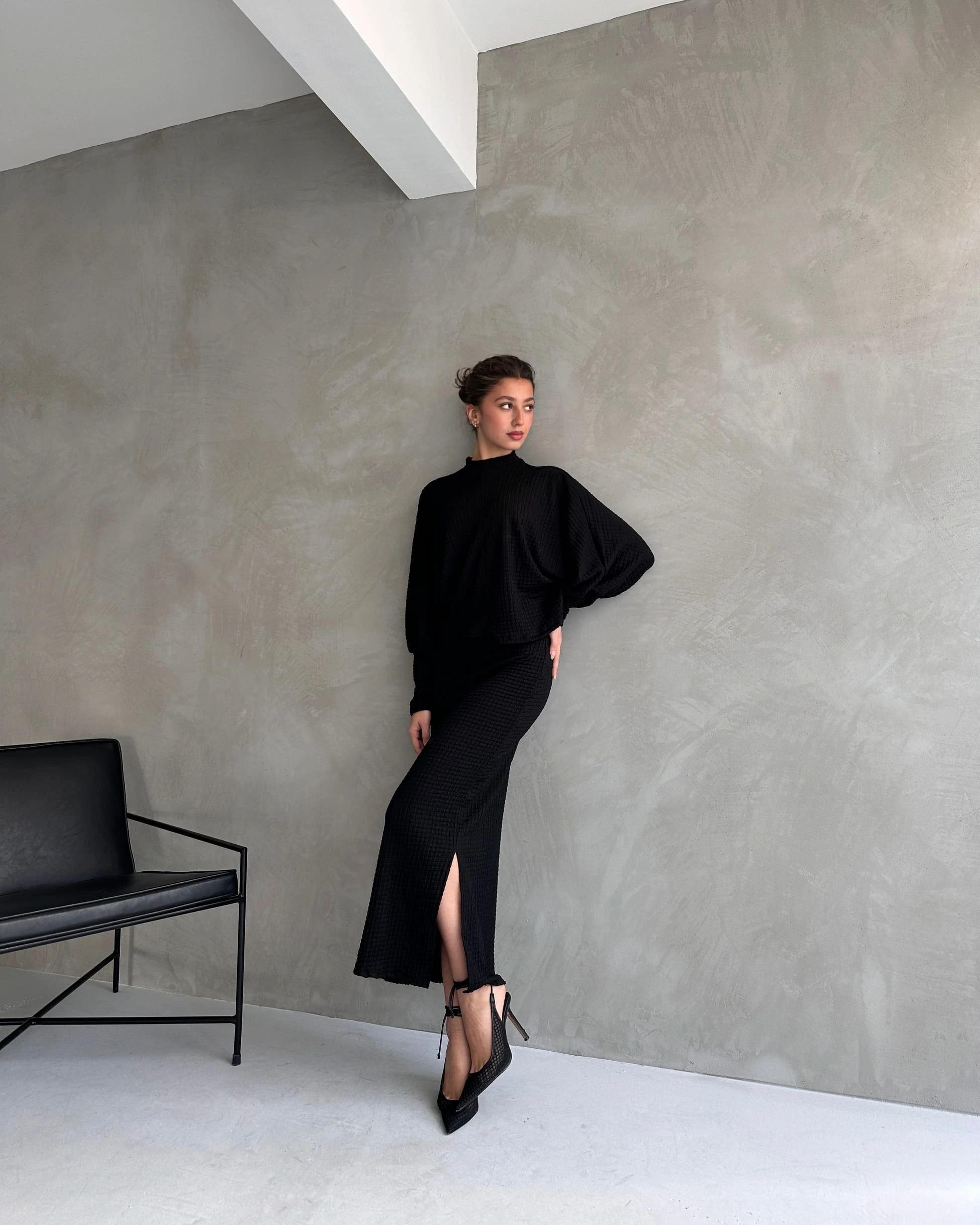 Pullaps Dokulu Yırtmaç Detaylı Etek Ve Bluz 2Lİ Takım Siyah