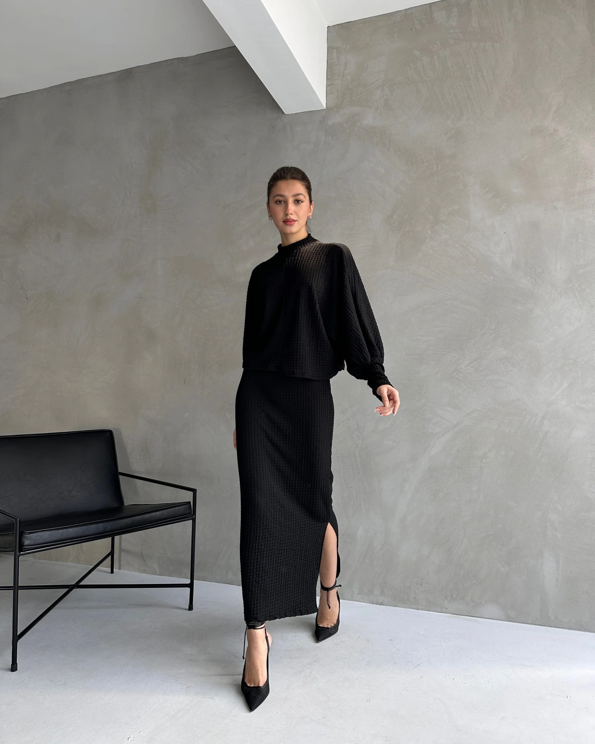 Pullaps Dokulu Yırtmaç Detaylı Etek Ve Bluz 2Lİ Takım Siyah