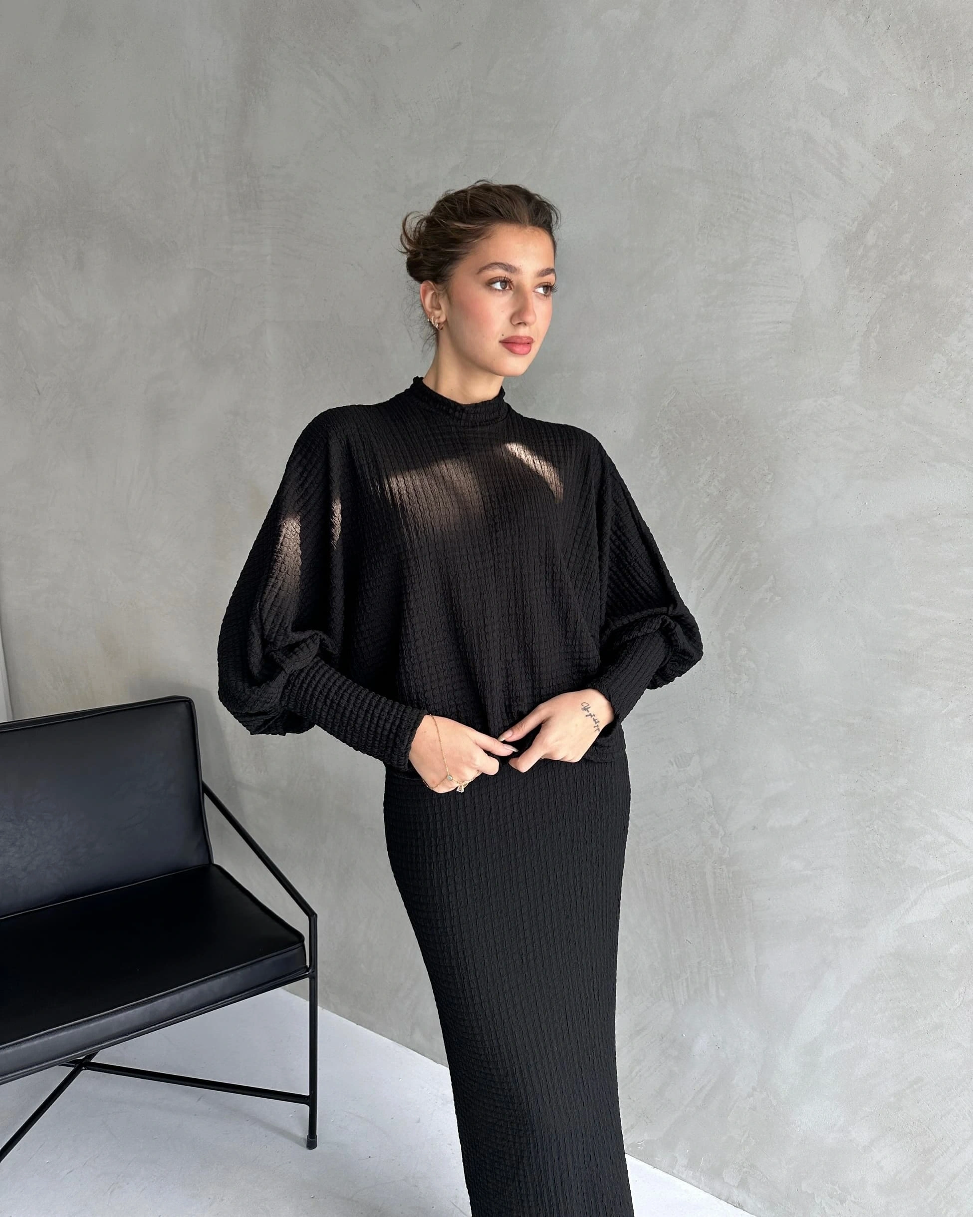 Pullaps Dokulu Yırtmaç Detaylı Etek Ve Bluz 2Lİ Takım Siyah