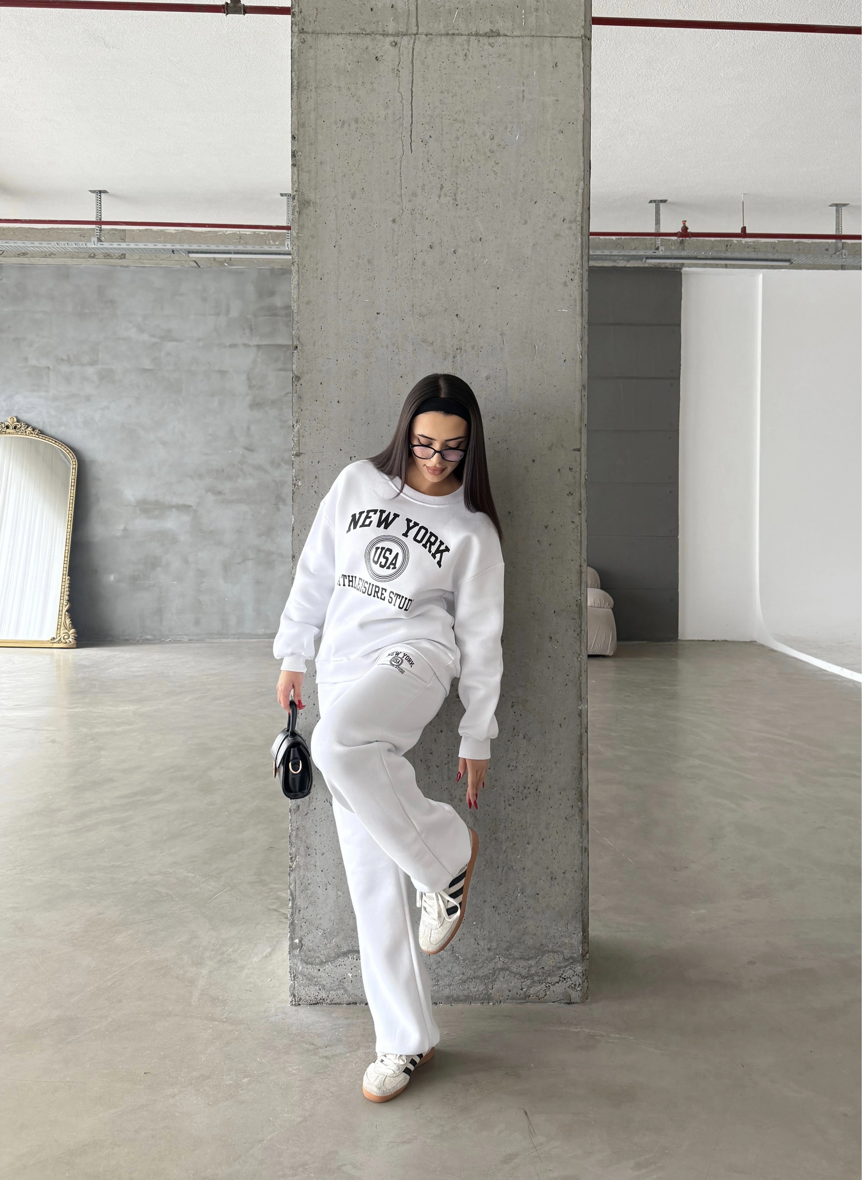 Pullaps Baskılı Şardonlu Üç İplik Takım Ekru