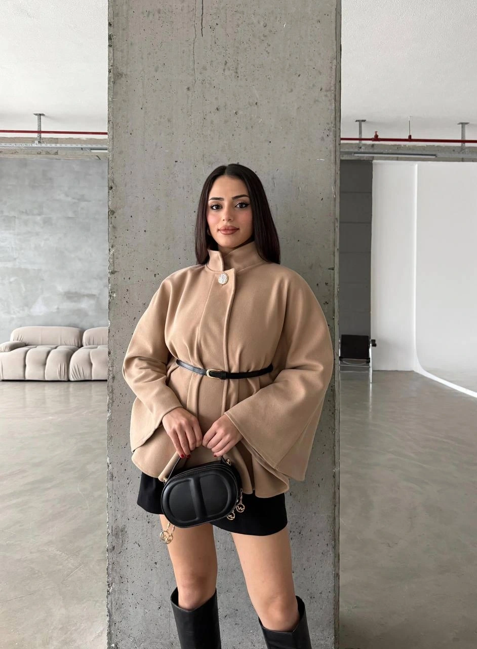 Pullaps Düğme Detaylı Kemerli Kaşe Panço Vizon