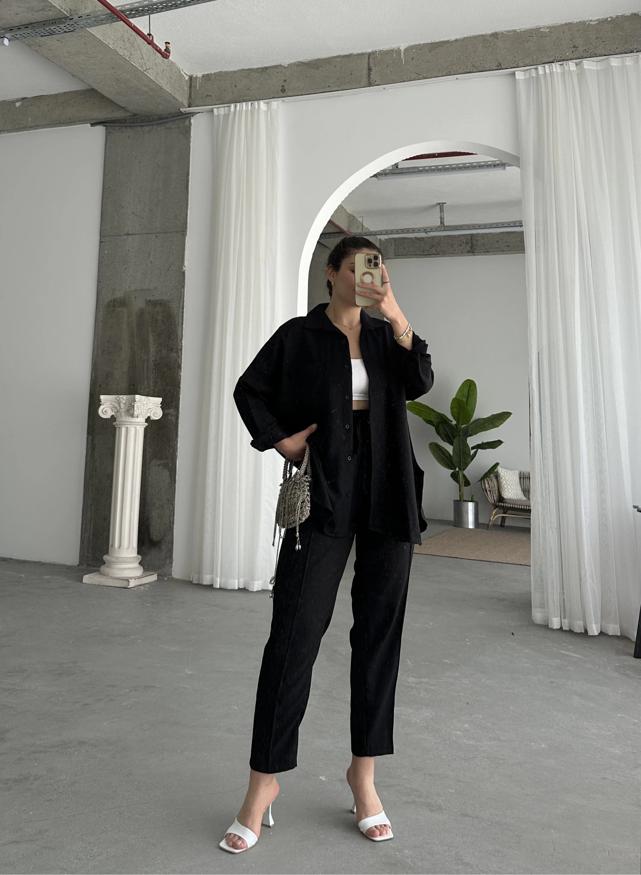 Pullaps Gömlekli Pantolonlu Keten Takım Siyah