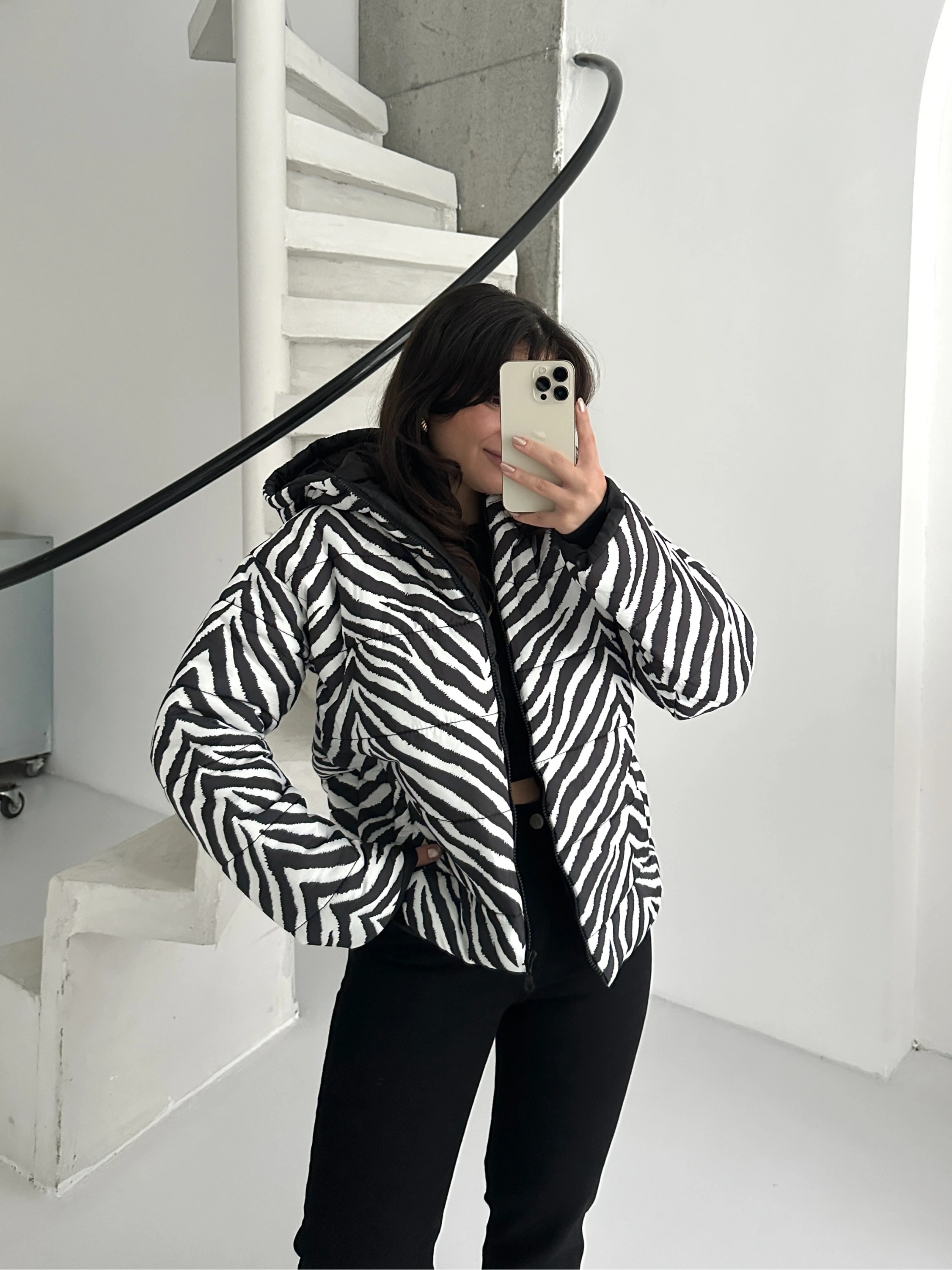 Pullaps Kapşonlu Fermuarlı Cepli Şişme Mont Zebra