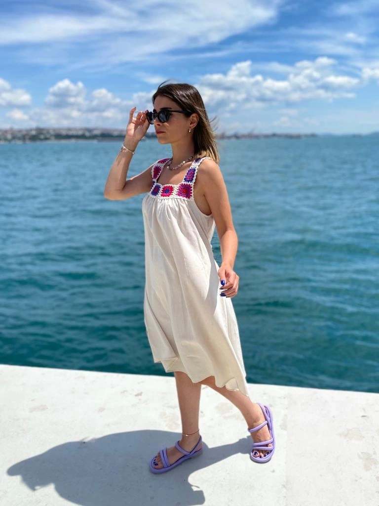 Pullaps Keten İçi Astarlı Omuzu Dantel Nakışlı Elbise