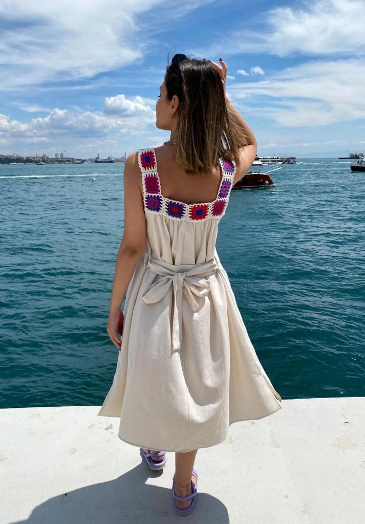 Pullaps Keten İçi Astarlı Omuzu Dantel Nakışlı Elbise