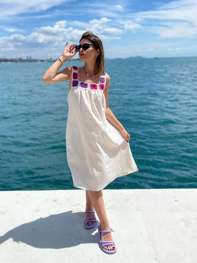 Pullaps Keten İçi Astarlı Omuzu Dantel Nakışlı Elbise