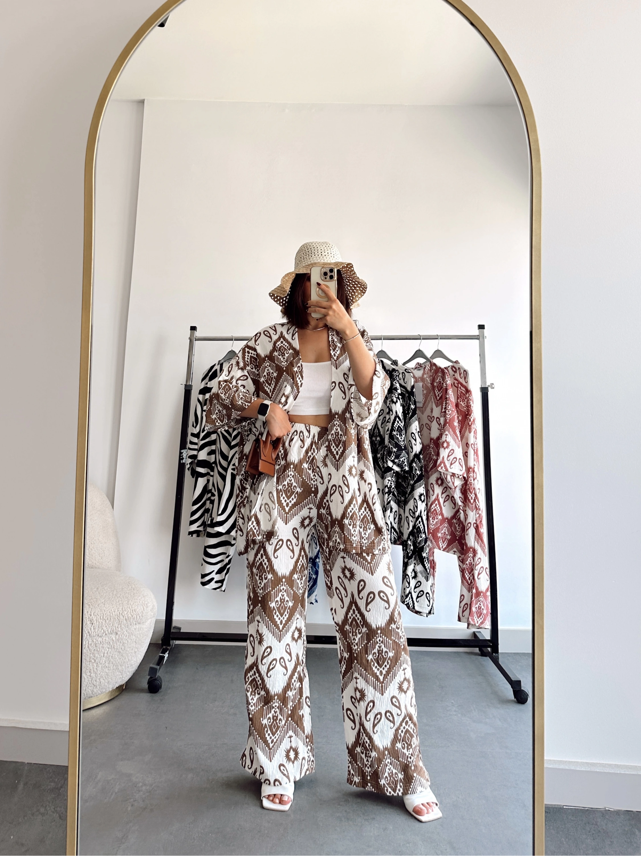 Pullaps Kimonolu Pantolonlu Etnik Desenli Gofre Takım Kahve