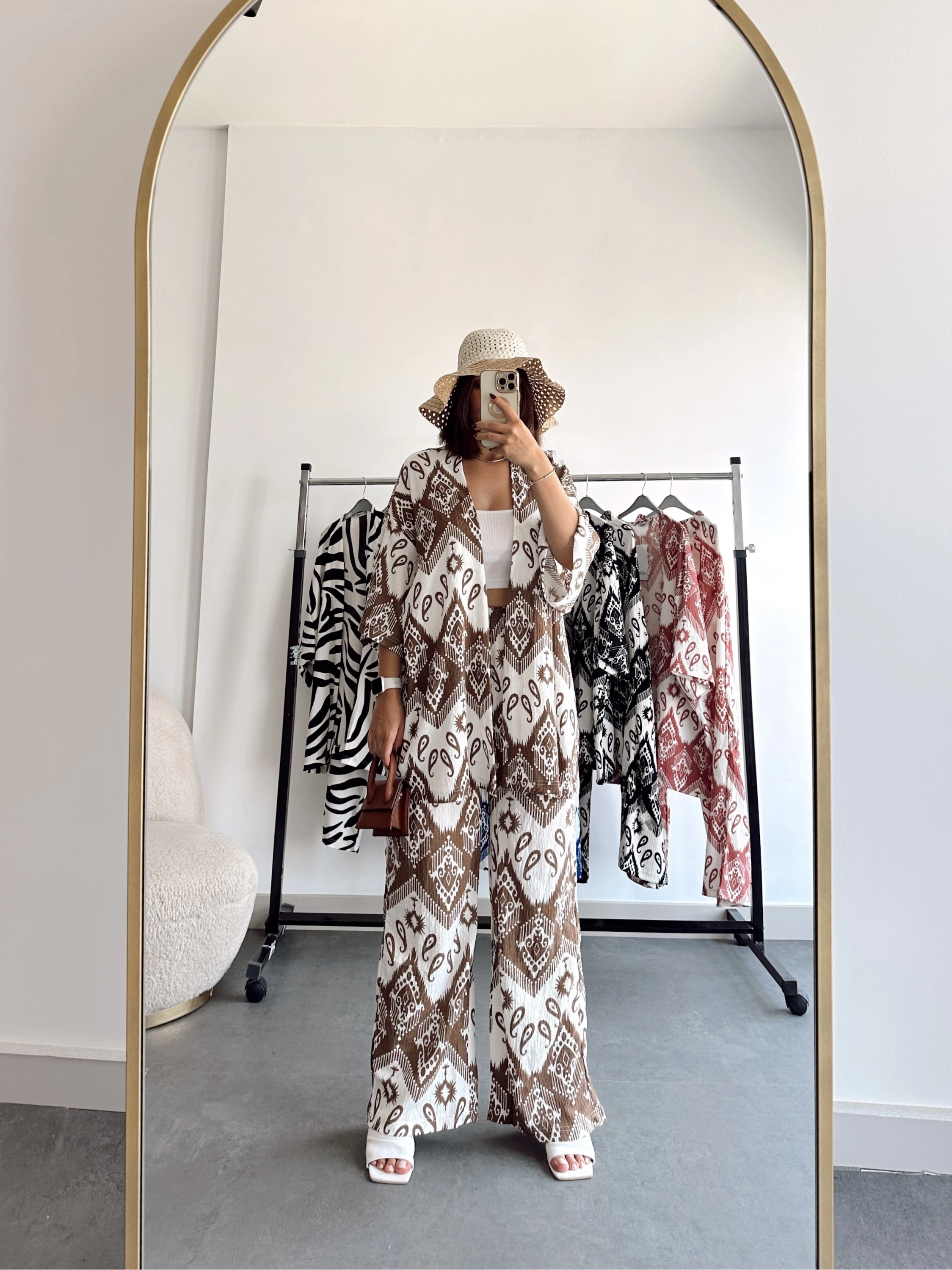 Pullaps Kimonolu Pantolonlu Etnik Desenli Gofre Takım Kahve