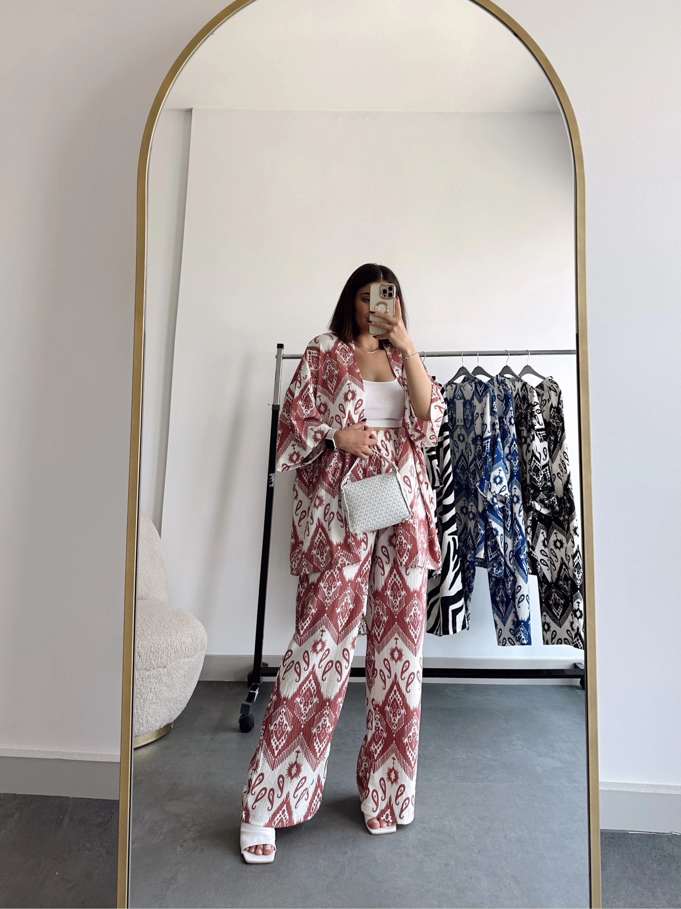 Pullaps Kimonolu Pantolonlu Etnik Desenli Gofre Takım Pudra