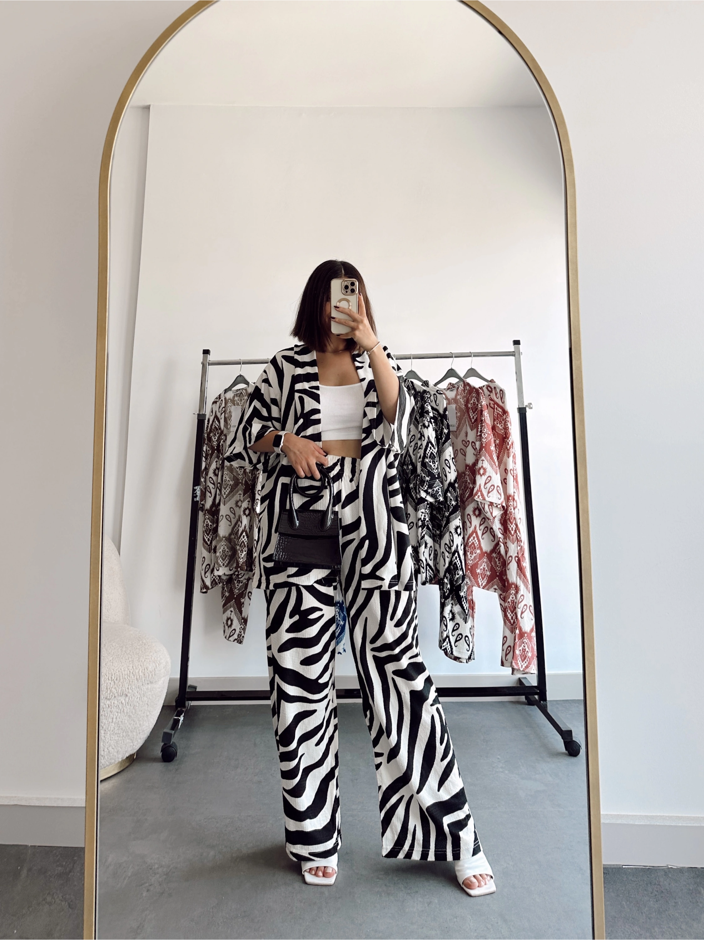 Pullaps Kimonolu Pantolonlu Zebra Desenli Gofre Takım