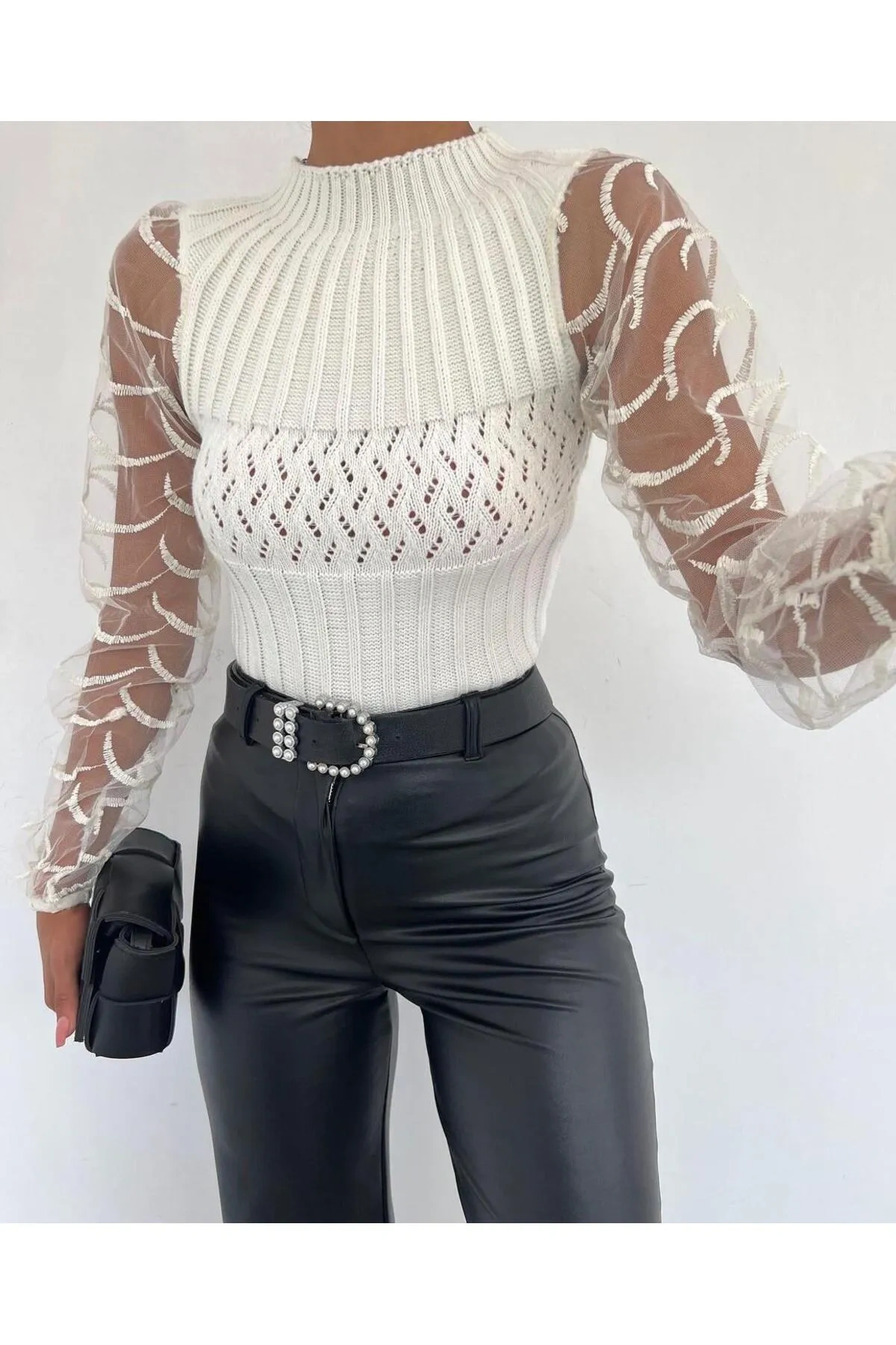 Pullaps Kol Tül Detaylı Bisiklet Yaka Triko Kazak Ekru