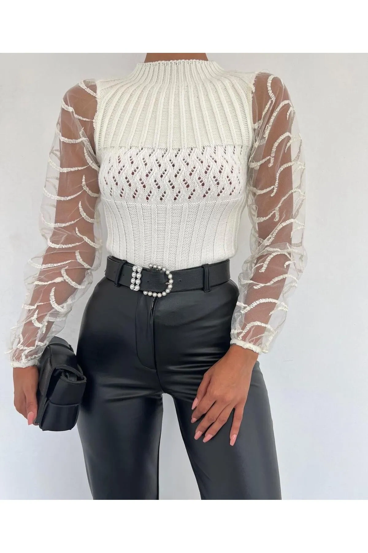 Pullaps Kol Tül Detaylı Bisiklet Yaka Triko Kazak Ekru