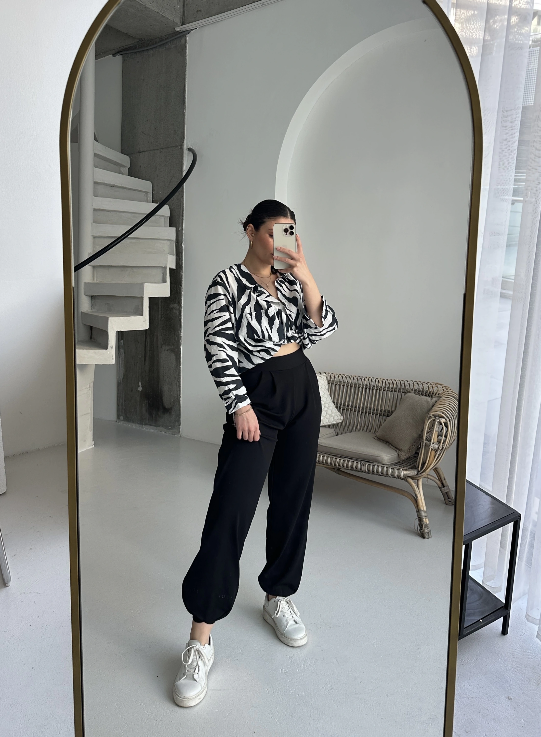 Pullaps Likralı Üçgen Paça Pantolon Siyah