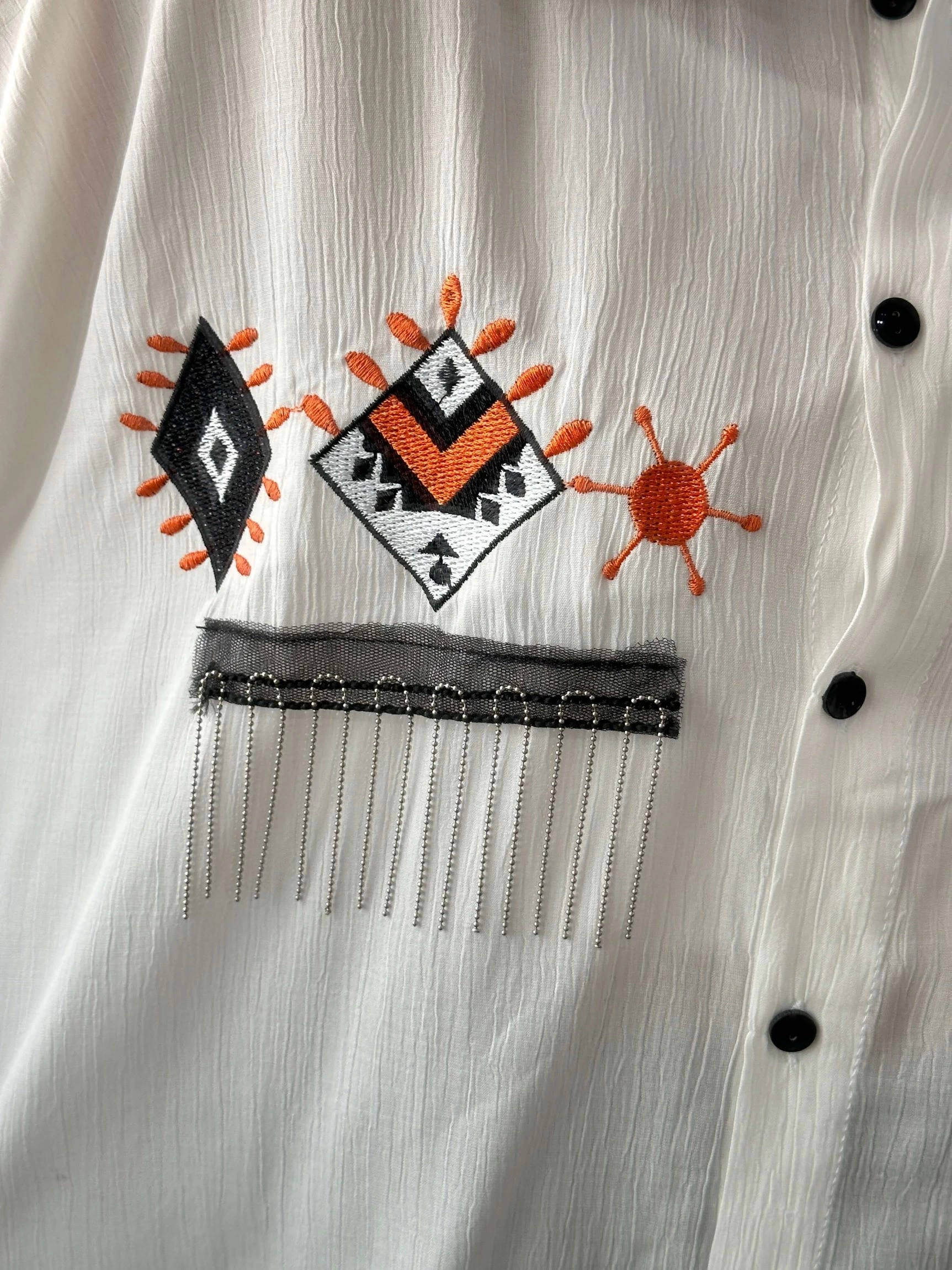 Pullaps Nakış Ve Boncuk Detaylı Gömlek