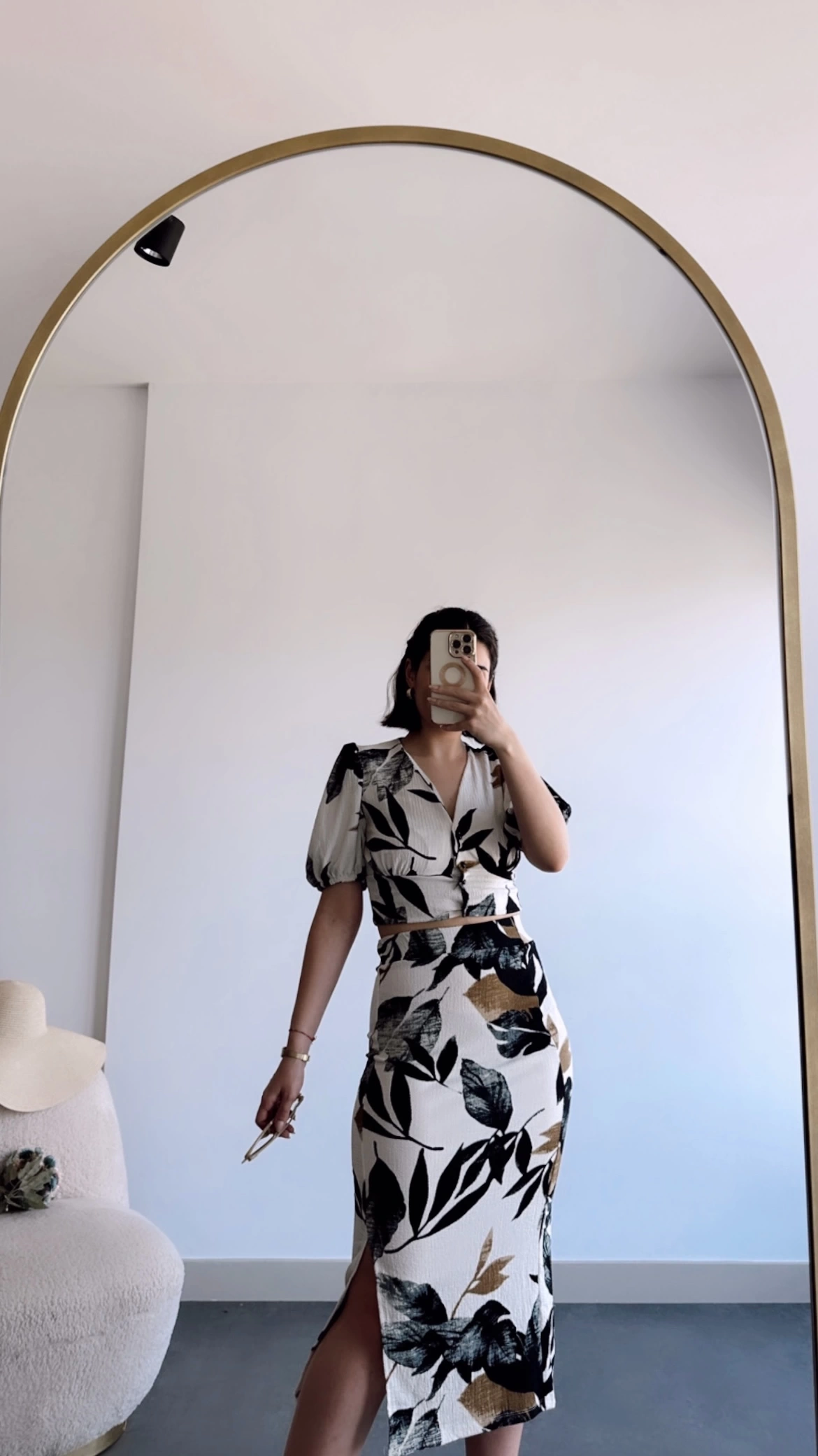 Pullaps Ön Düğmeli Eteği Yırtmaçlı Desenli Bürümcük Takım