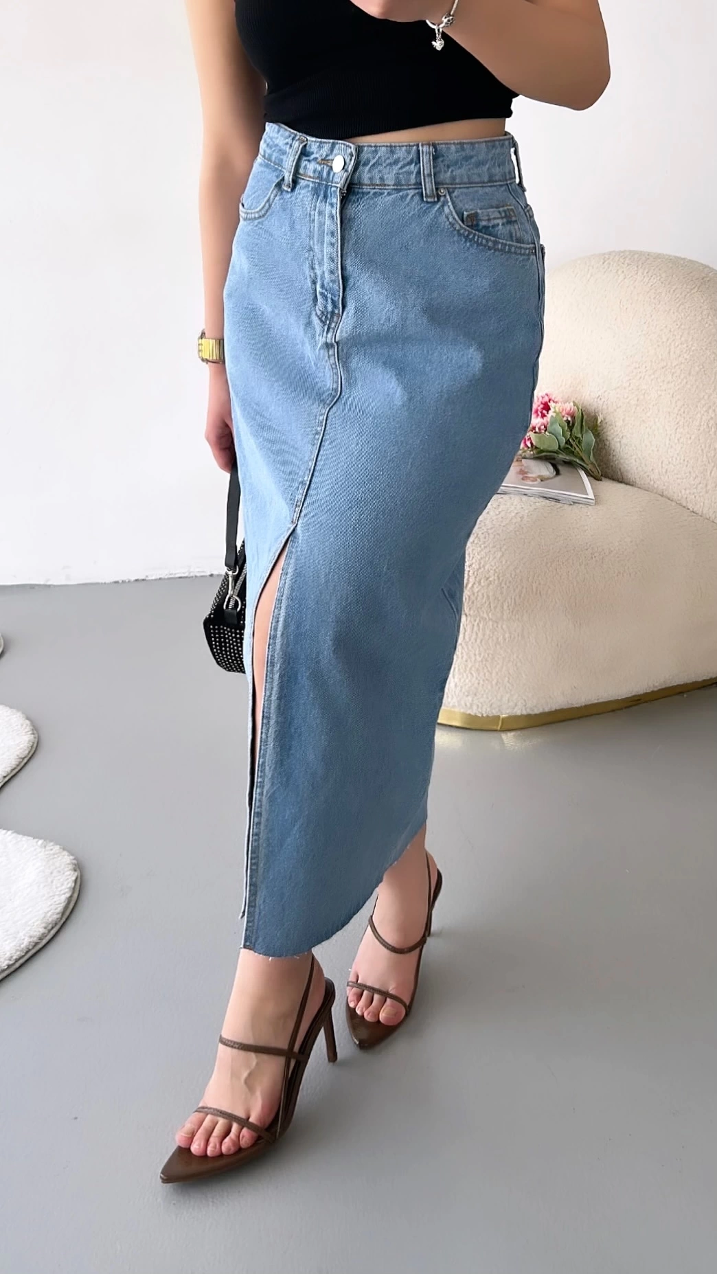 Pullaps Önü Yırtmaçlı Kot Etek